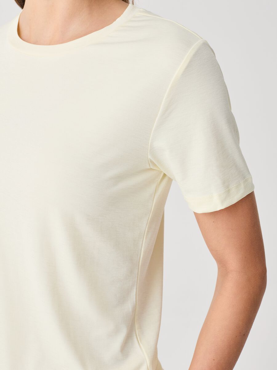 ALTAVIA STUDIO T-shirt in technical fabric_2