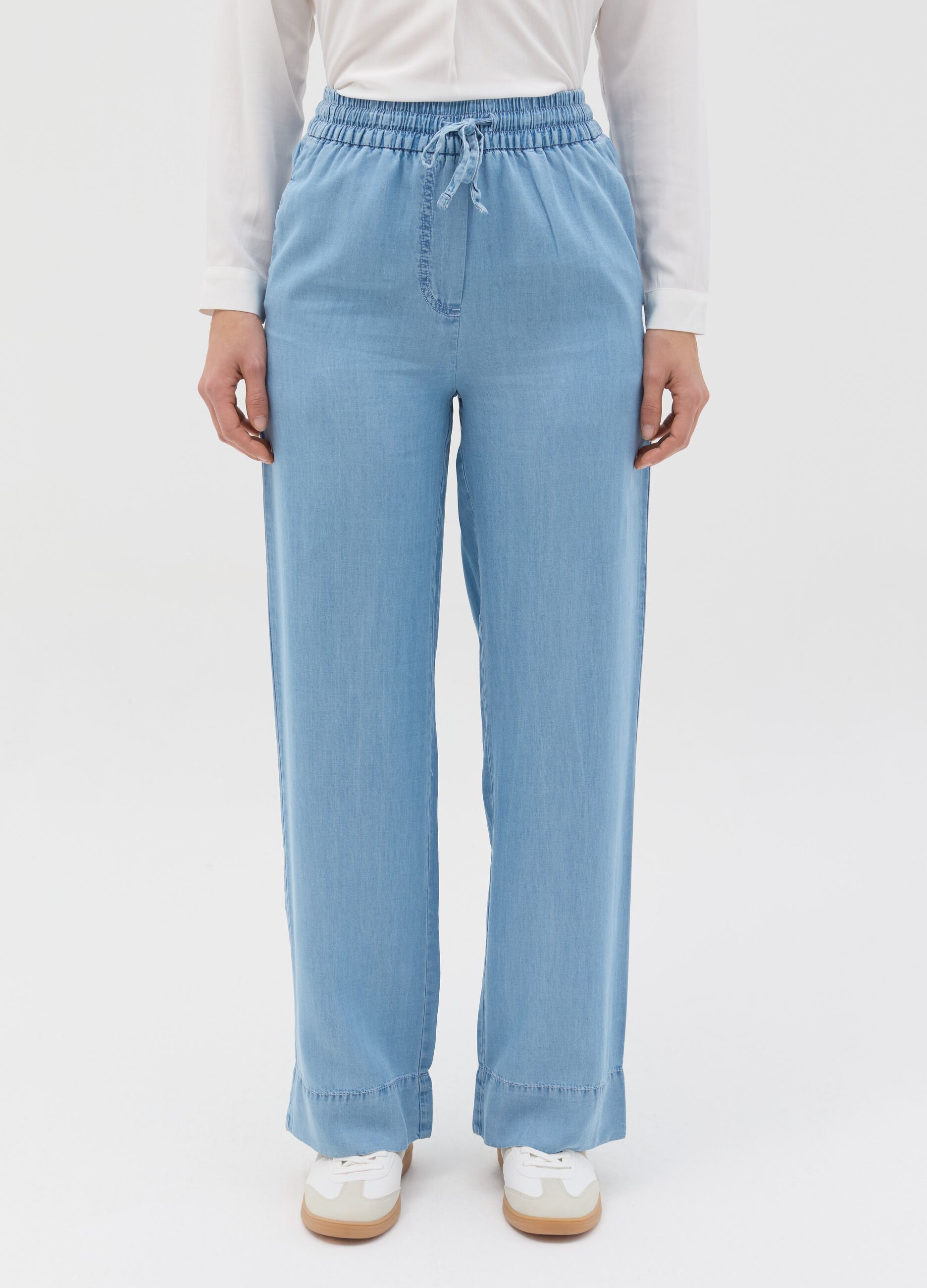 Relaxed-fit trousers in Lyocell