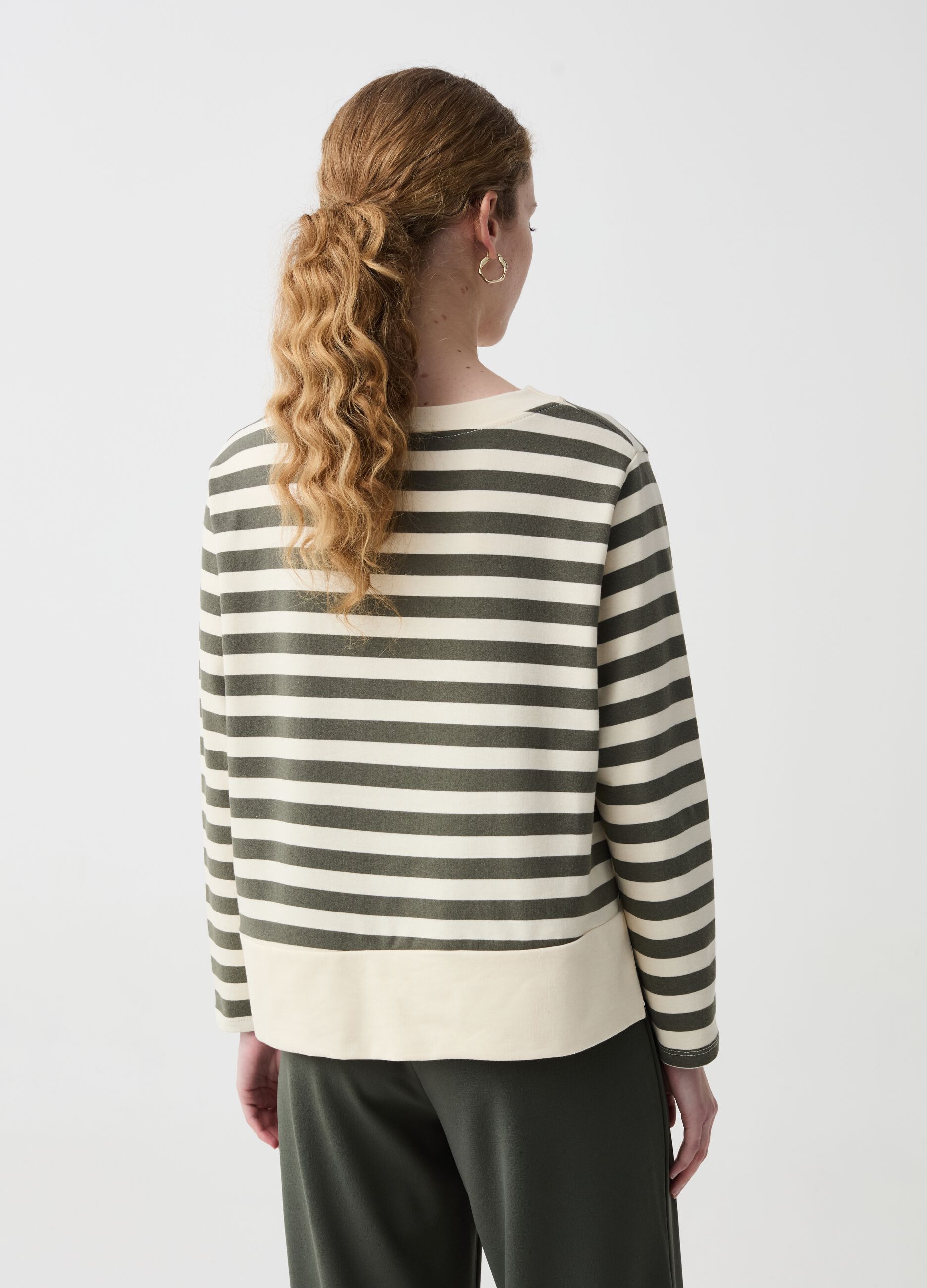 Long-sleeved top with striped pattern
