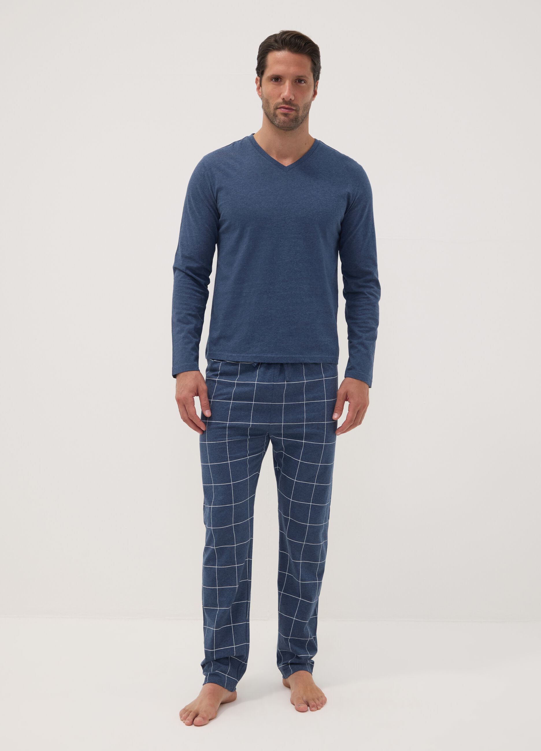 Blue V-neck pyjamas in pure organic cotton
