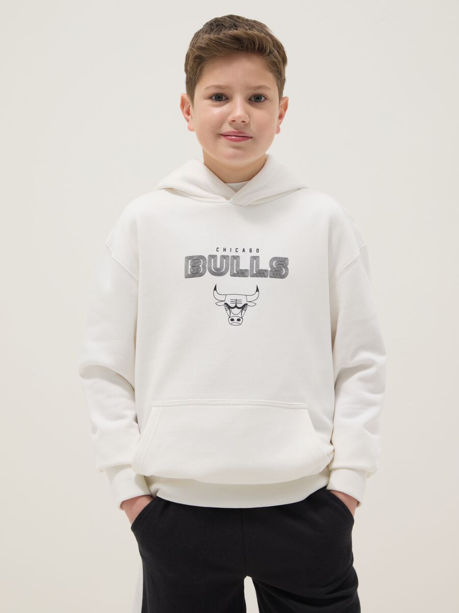 White cotton-blend kids' sweatshirt regular fit with Bulls print_0