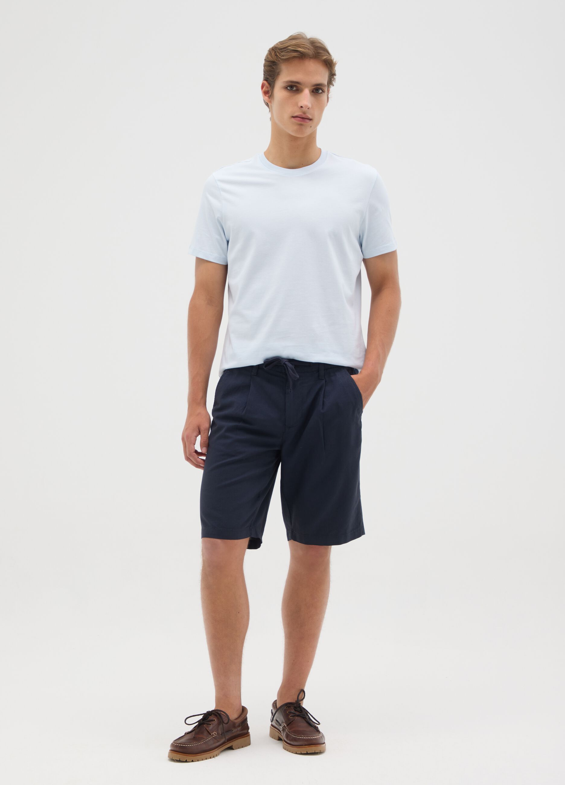 Short da uomo in misto lino blu regular fit