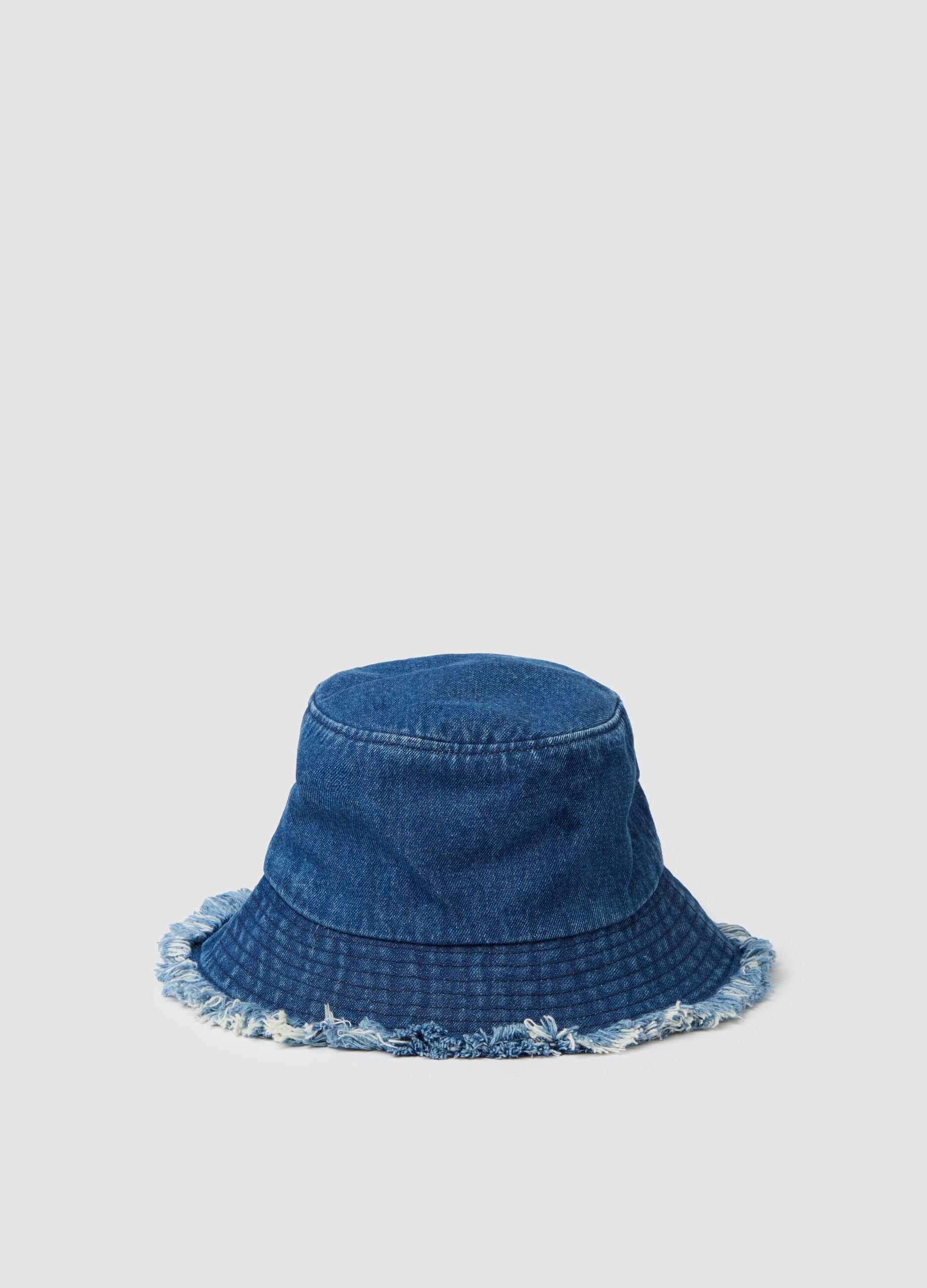 Fringed fishing hat in denim