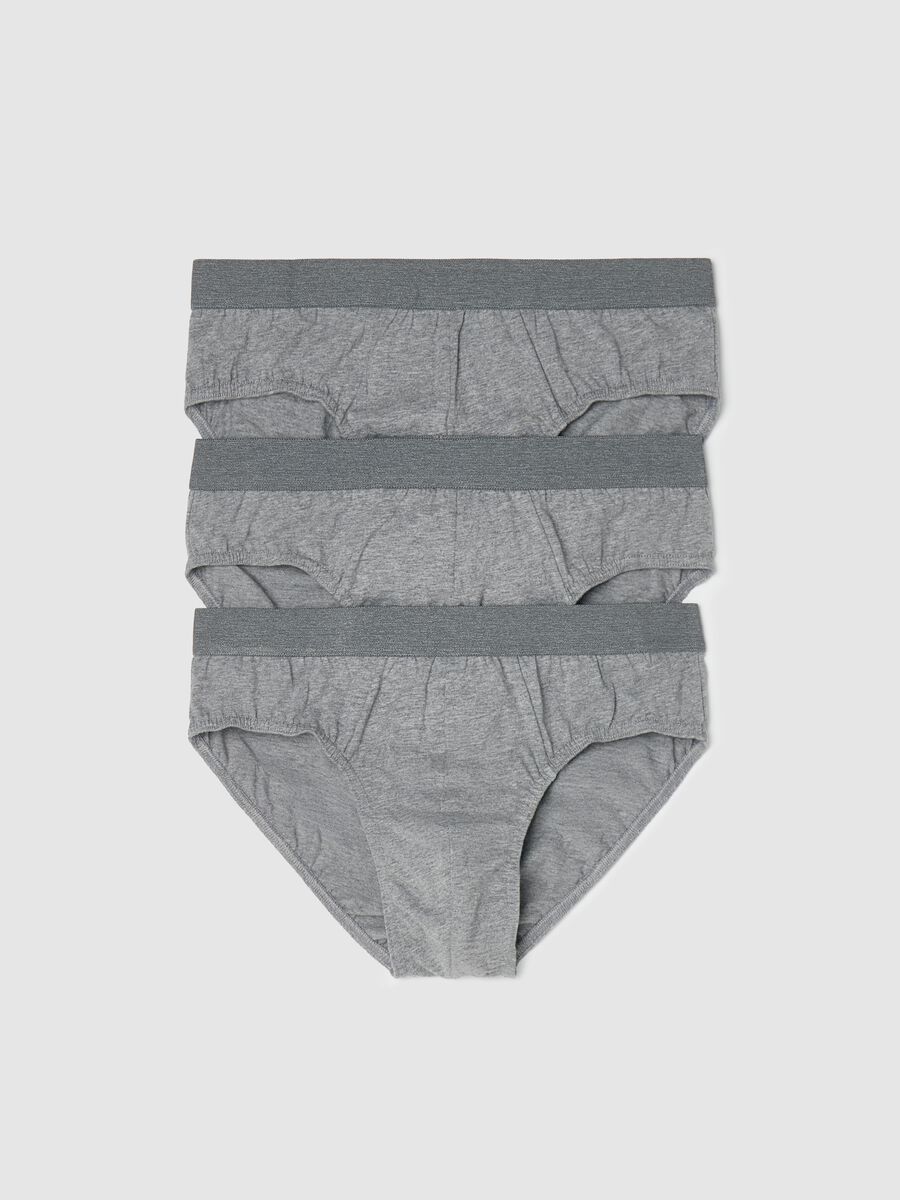 Three-pack briefs in organic cotton_4