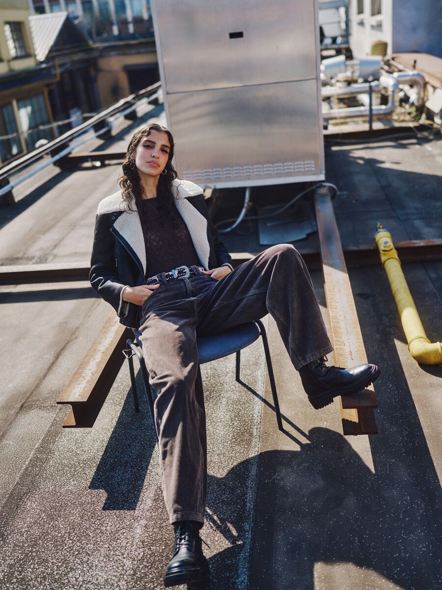 Pantaloni baggy blu scuro in puro cotone a coste relaxed fit_0