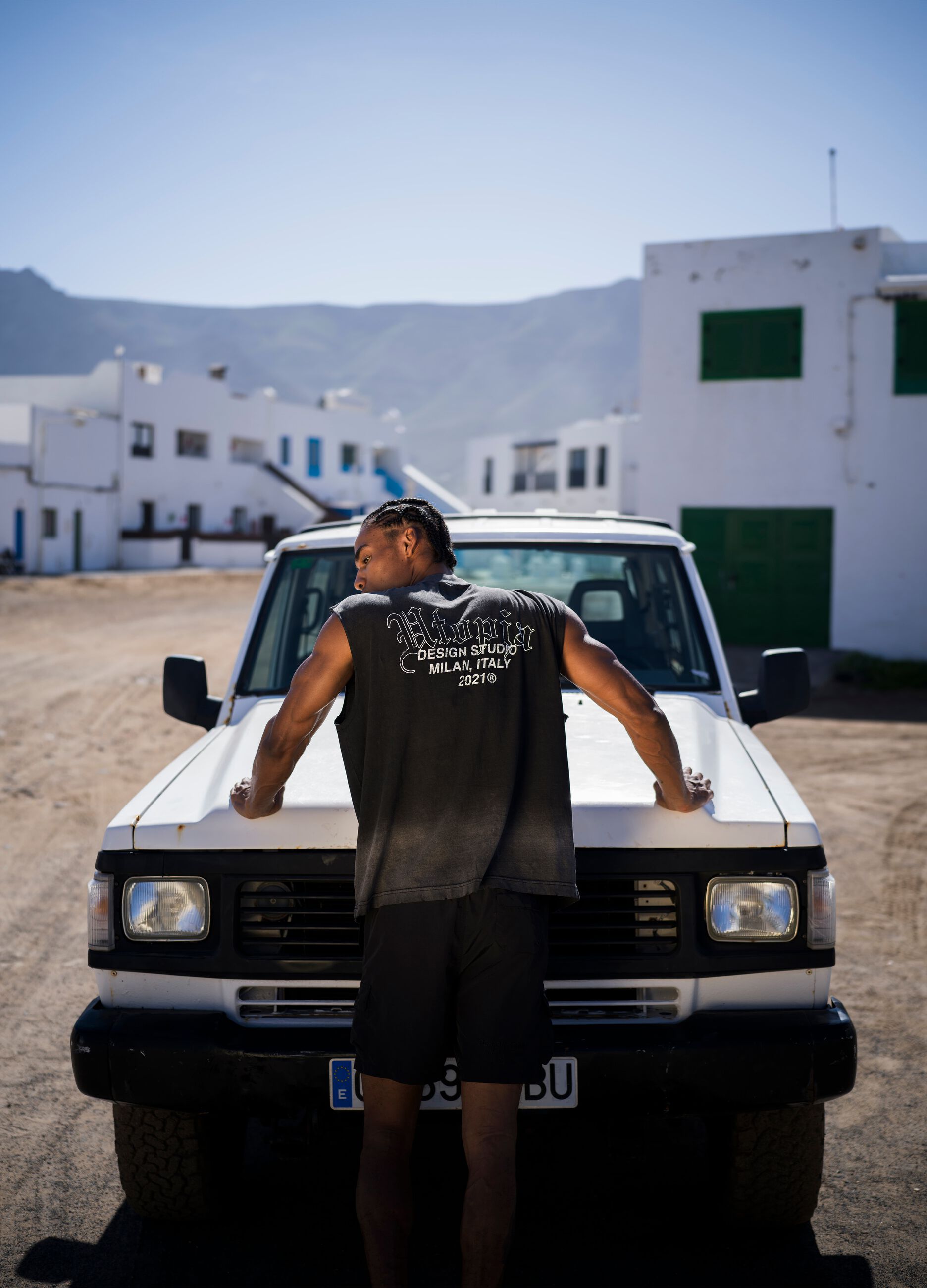 Sunfaded Distressed Tank Top Vintage Black