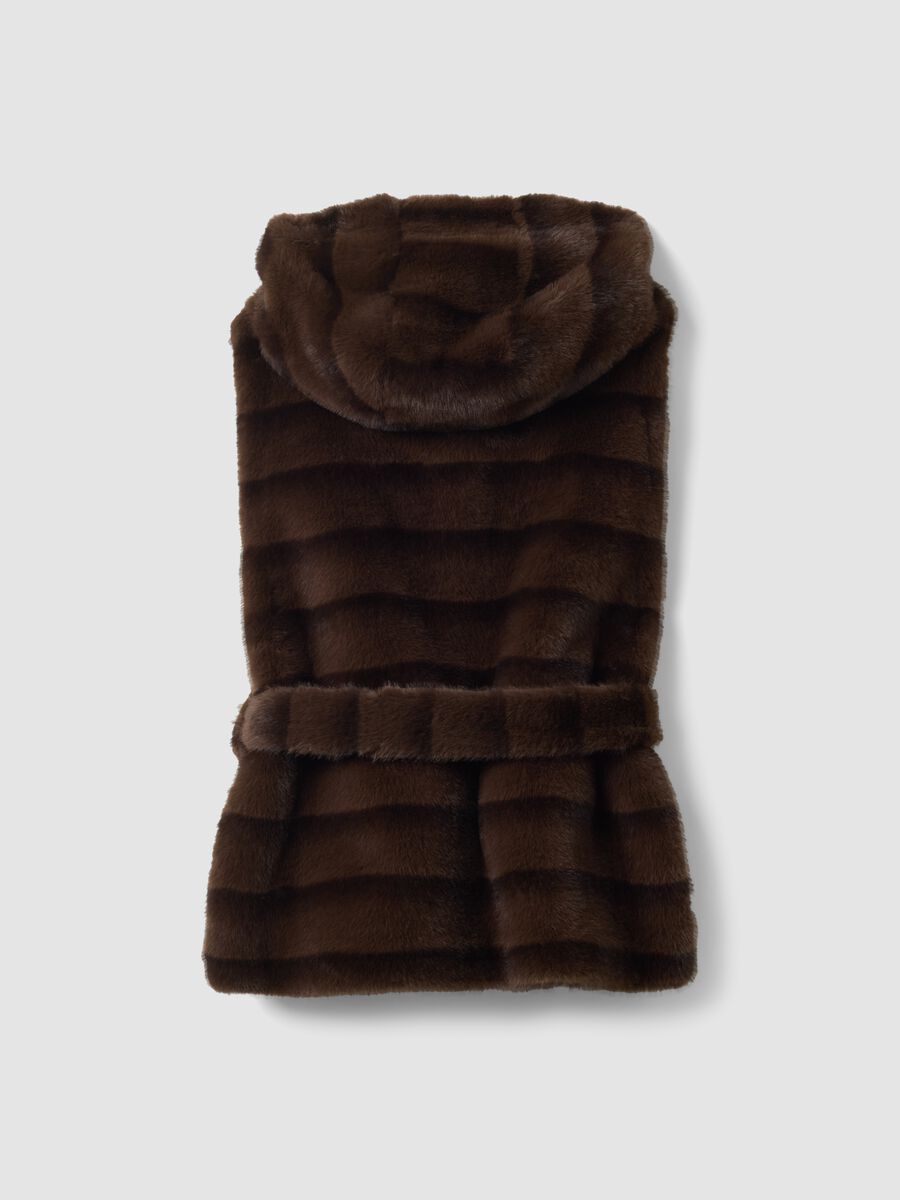 Gilet lungo marrone con cintura_6