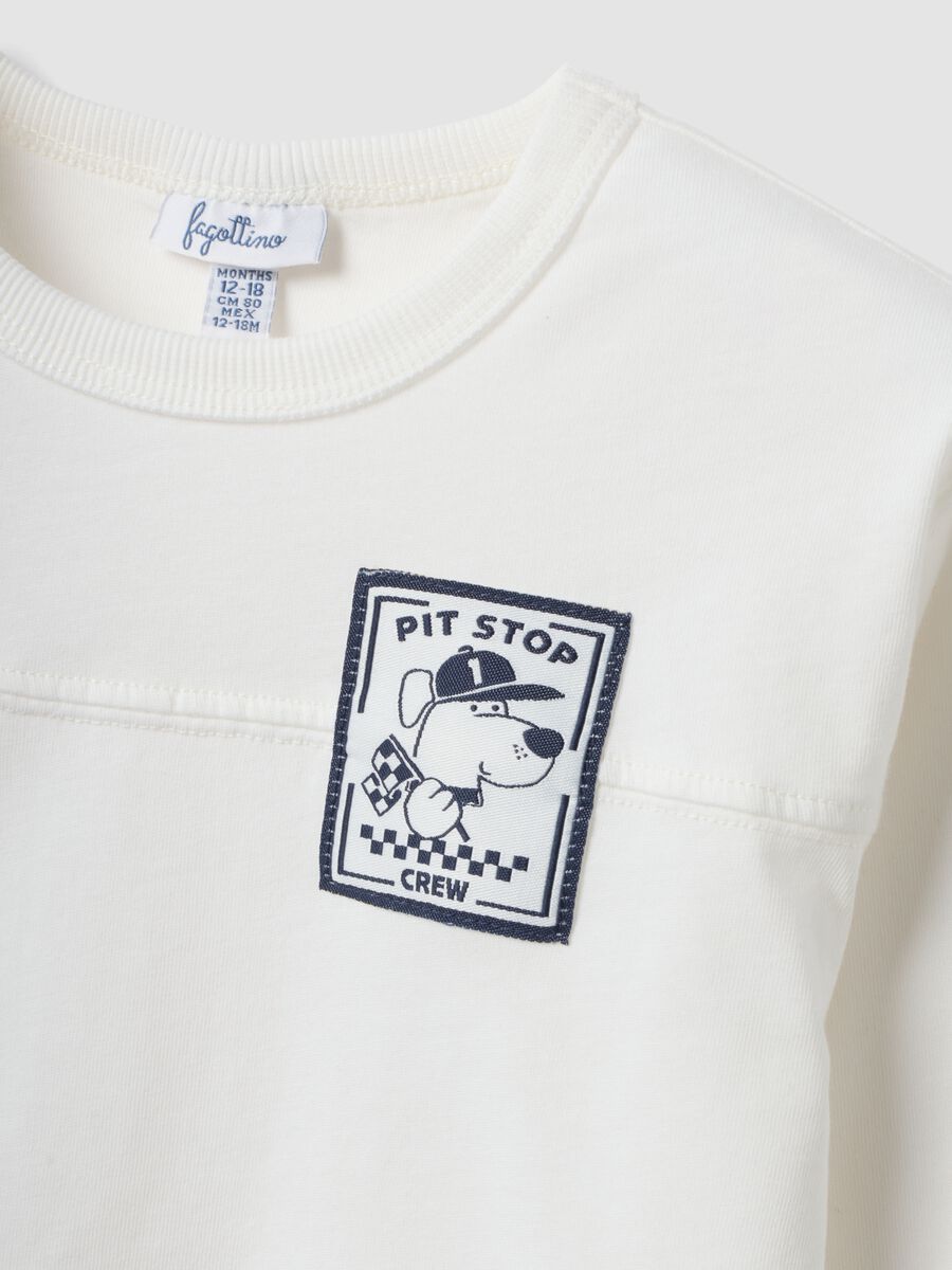 T-shirt bianca in puro cotone organico con stampa per bimbo_2