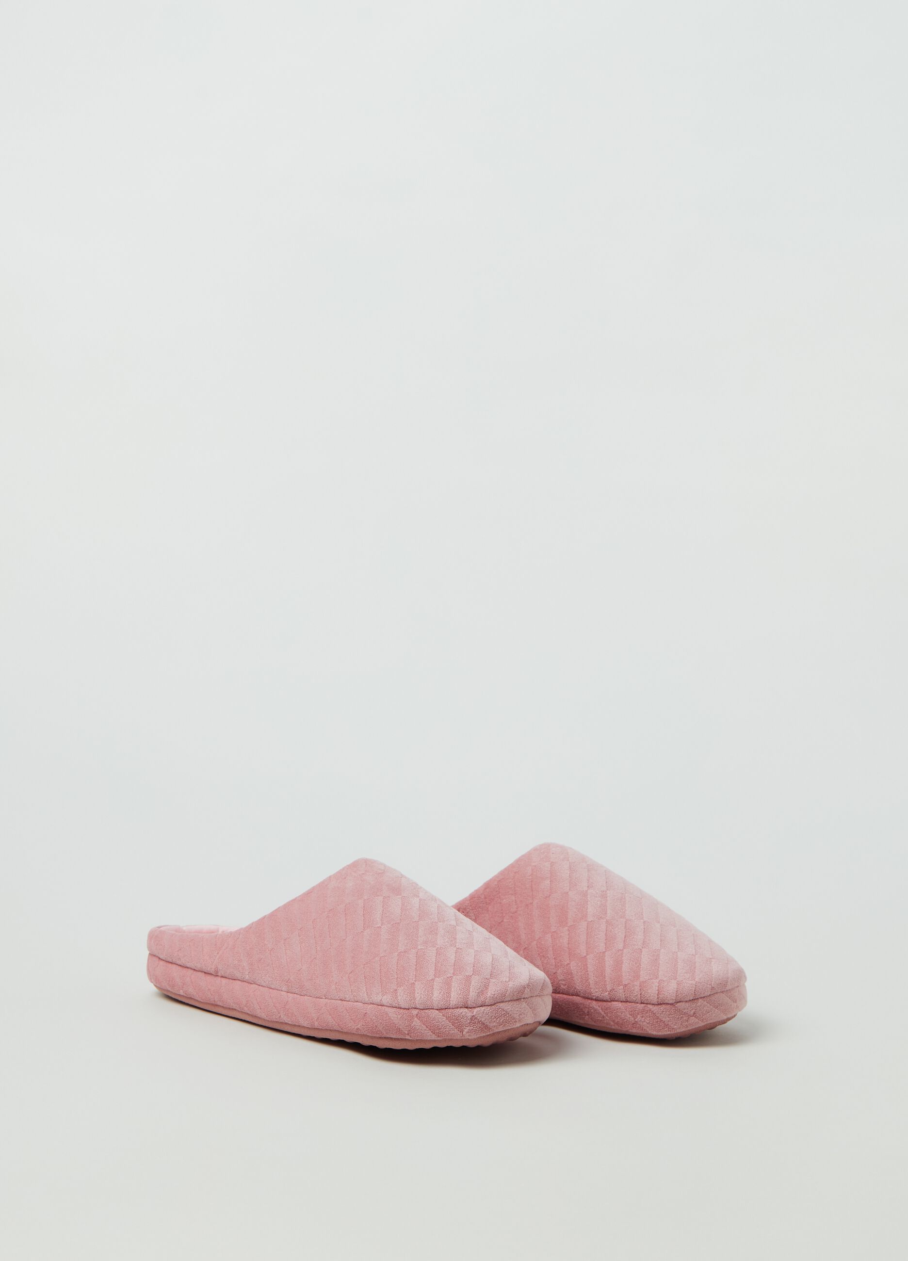 Pantofole con trama geometrica_1