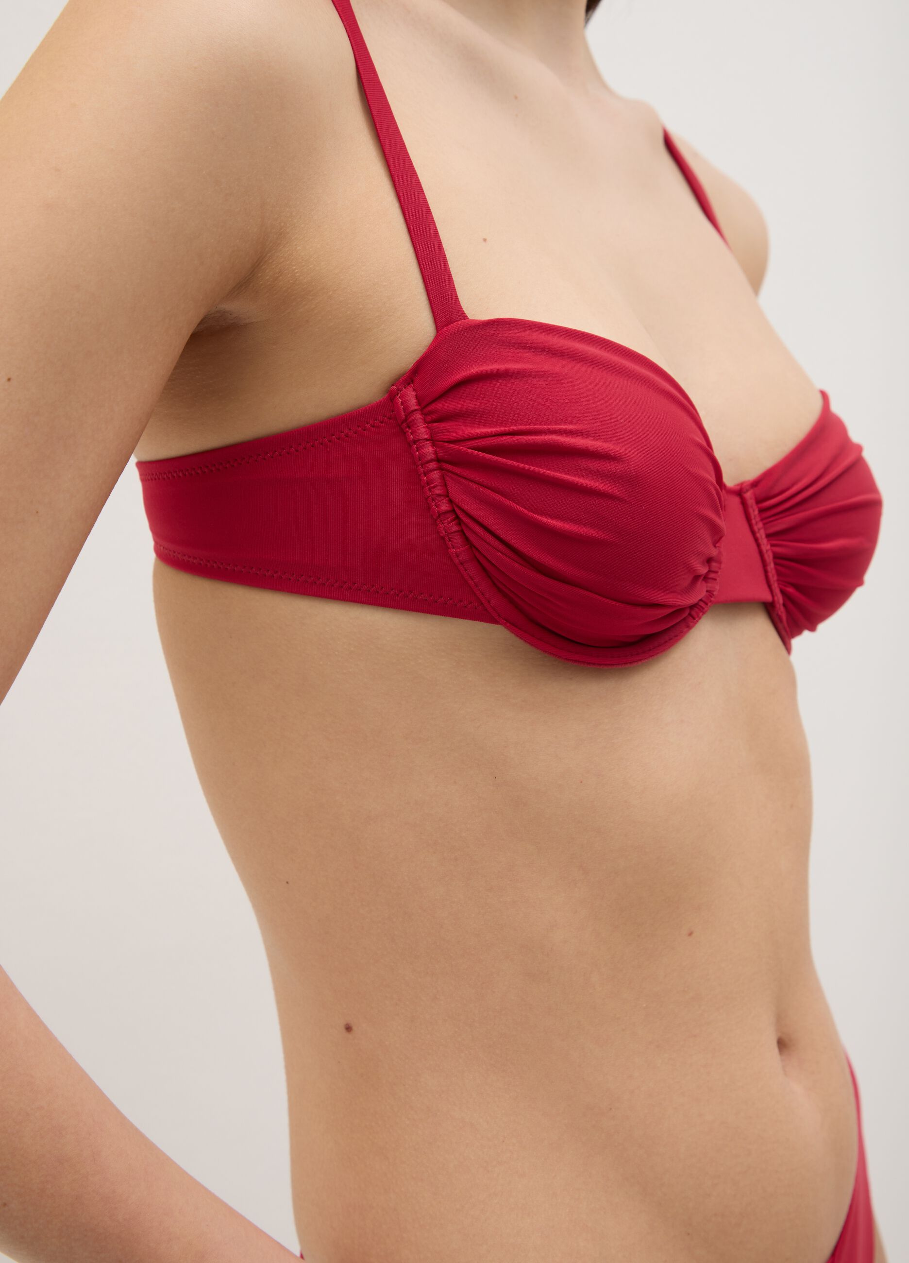 Women’s bikini top in red stretch fabric with cups