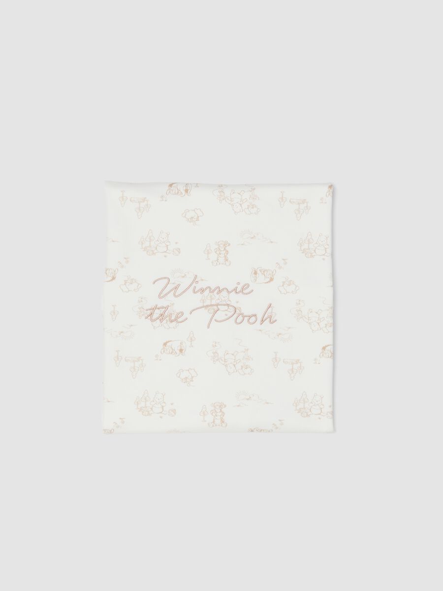 White organic cotton baby blanket with Winnie-the-Pooh_0