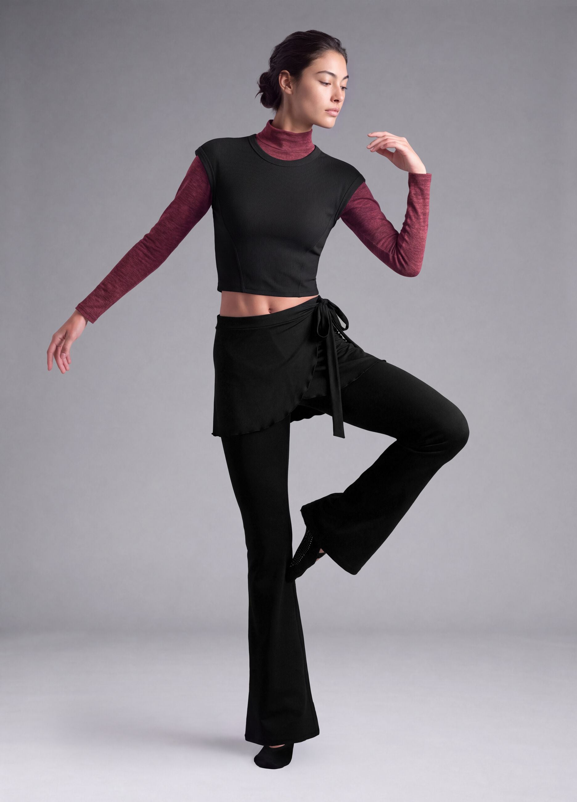 Blue flared leggings in stretchy fabric