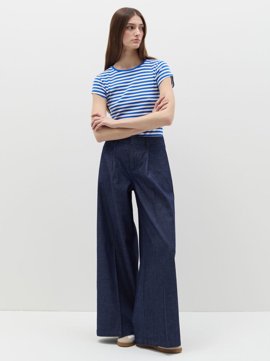 Cotton T-shirt with round neck_1