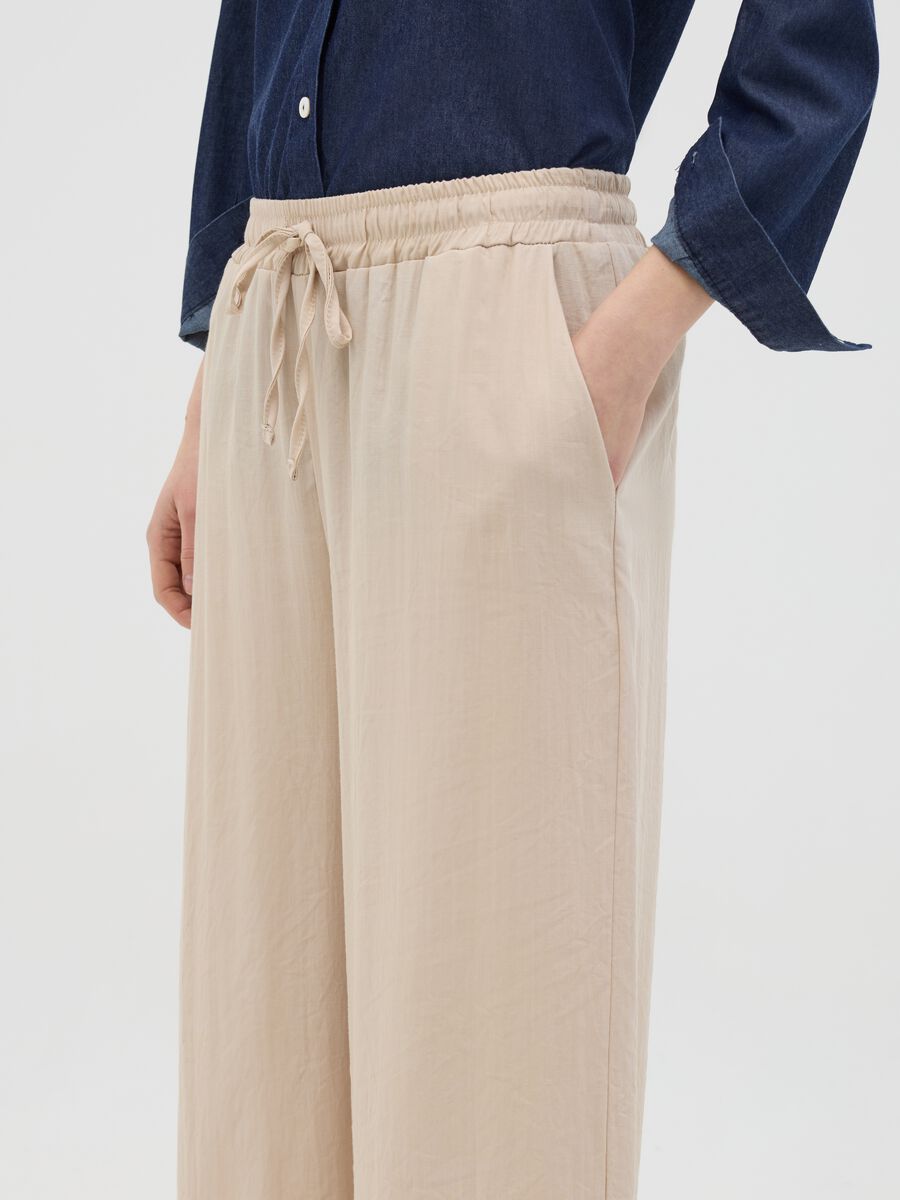 Beige wide-leg trousers_2
