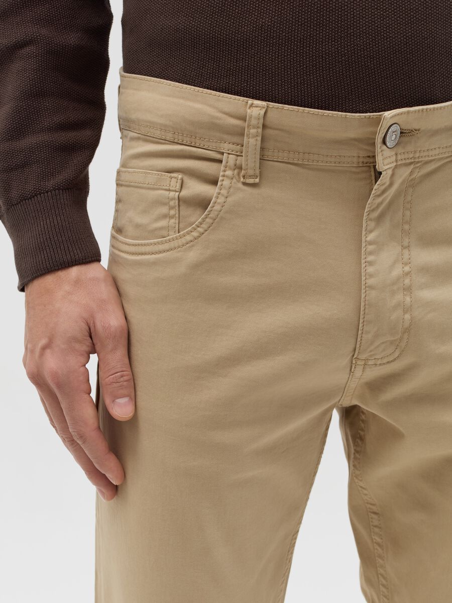 Beige slim-fit trousers in stretch cotton_2