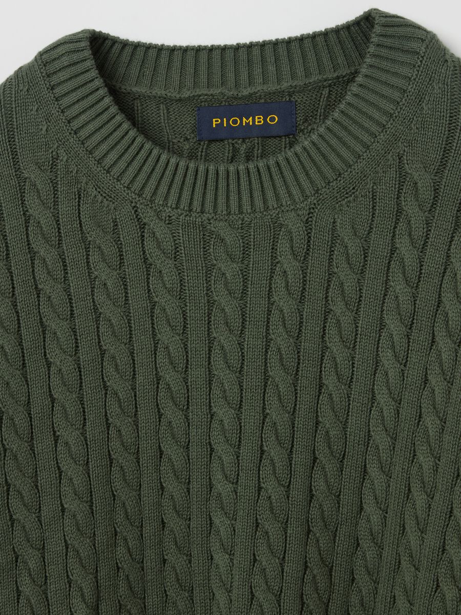 Ribbed pullover with cable-knit design_5