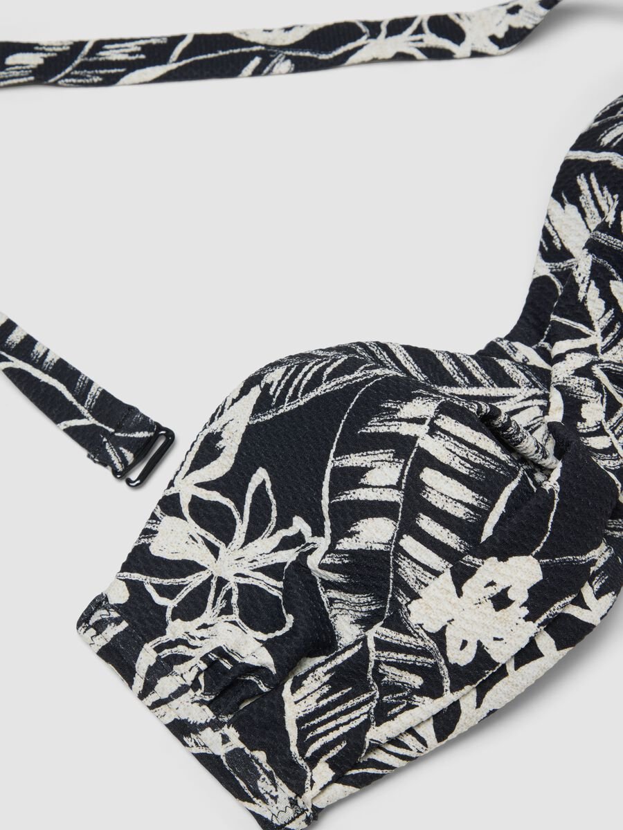 Top bikini a fascia in tessuto elasticizzato nero con motivo floreale_5
