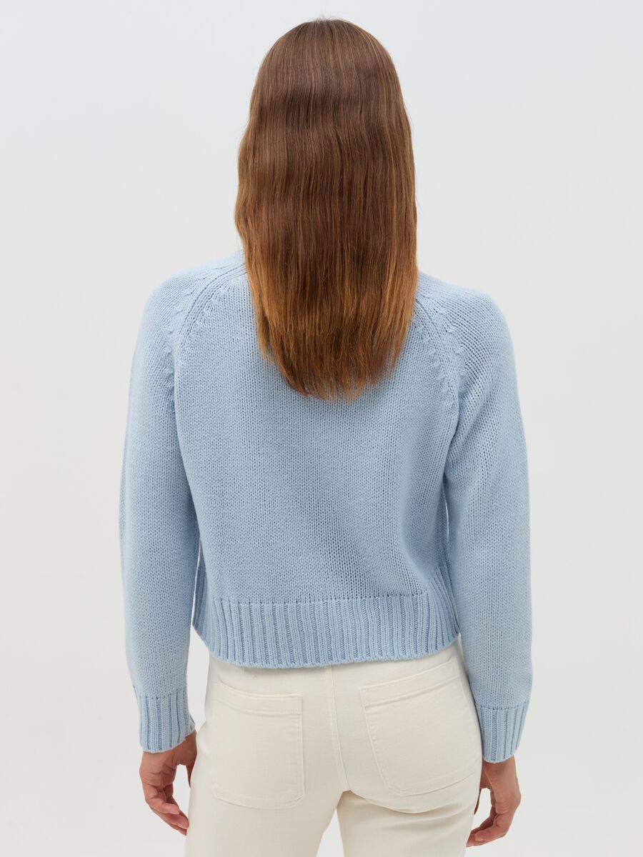 Pullover con maniche raglan_2