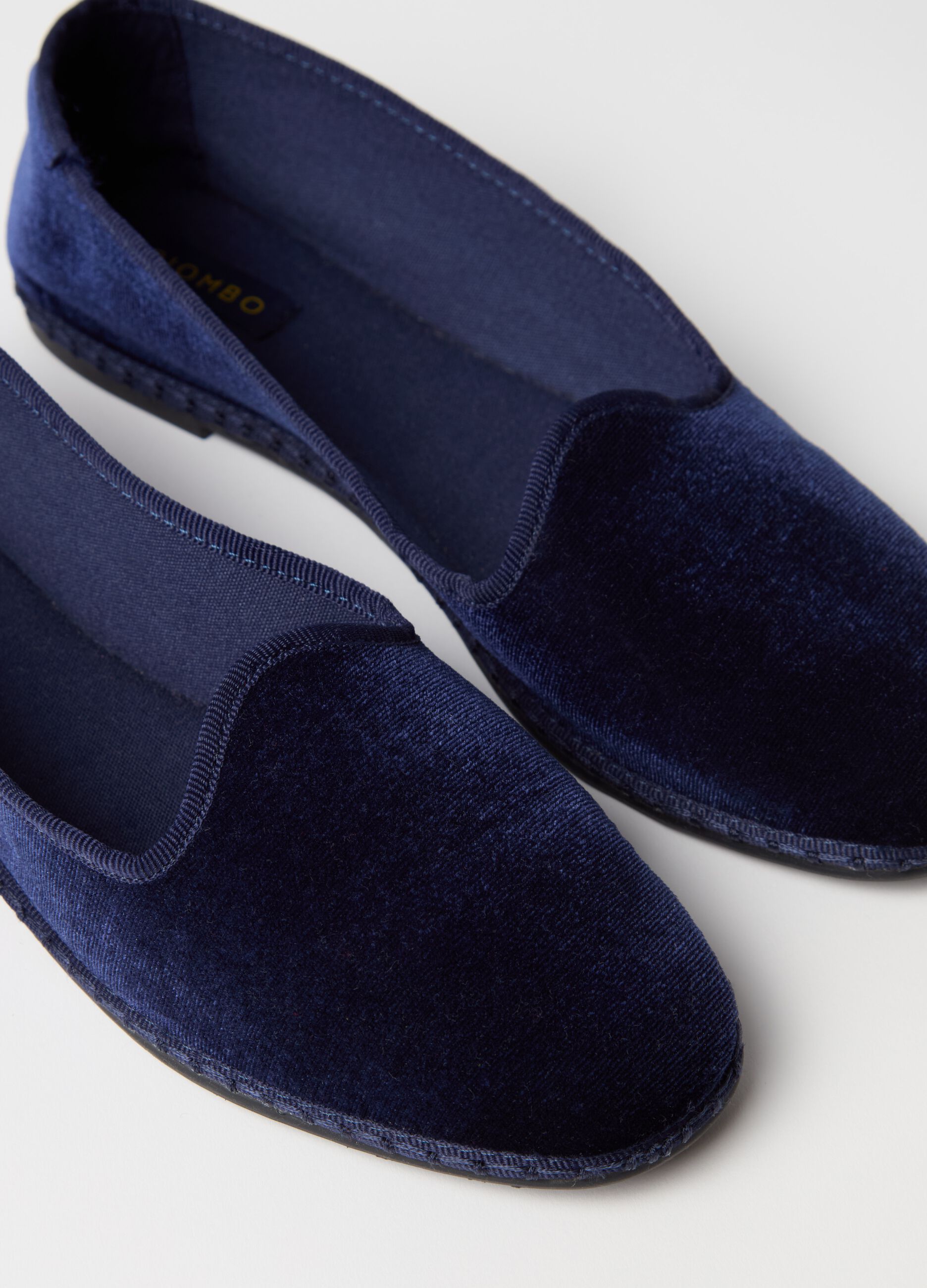 Solid colour slipper shoes