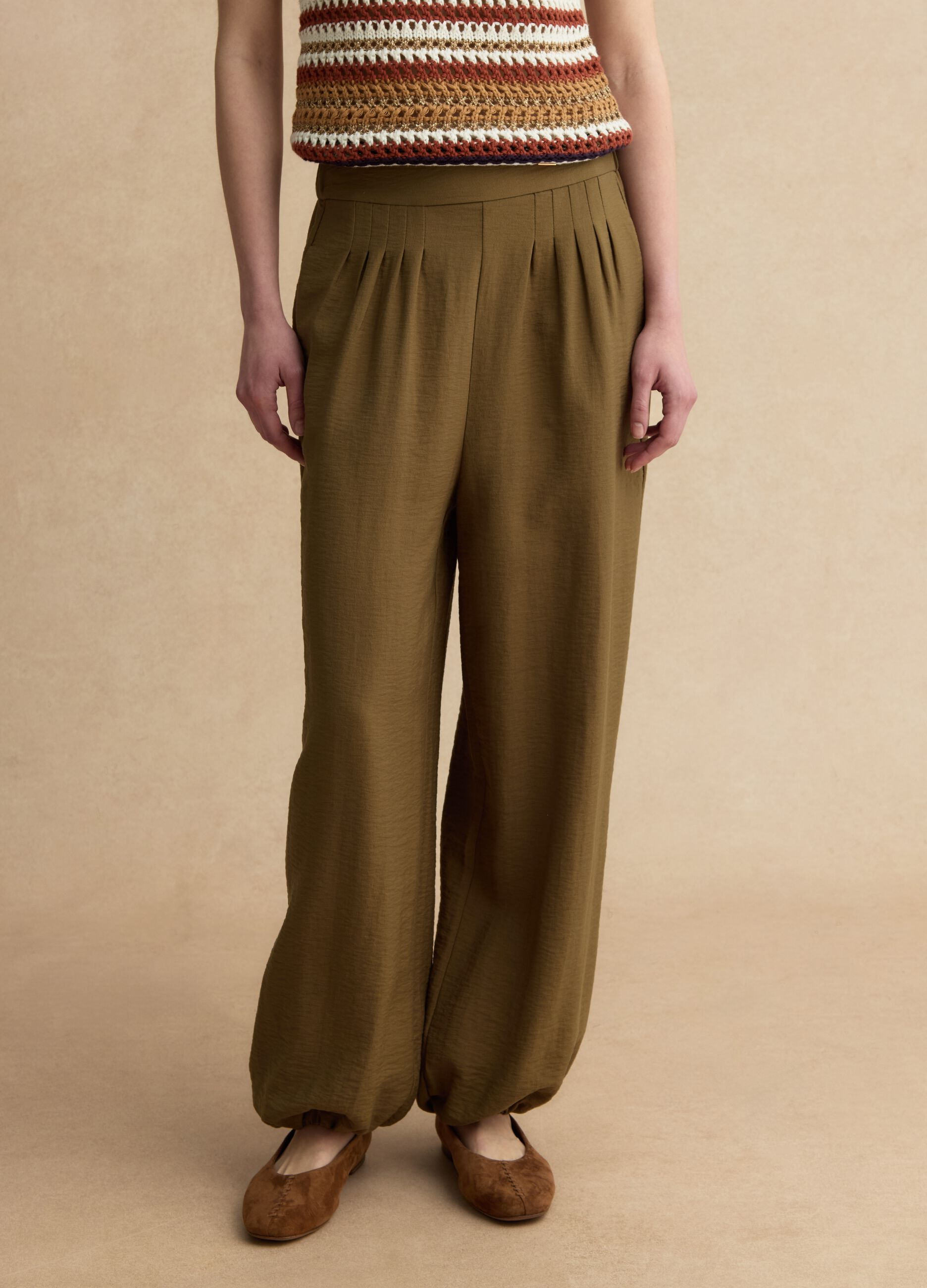 Pantaloni jogger in misto viscosa verdi relaxed fit