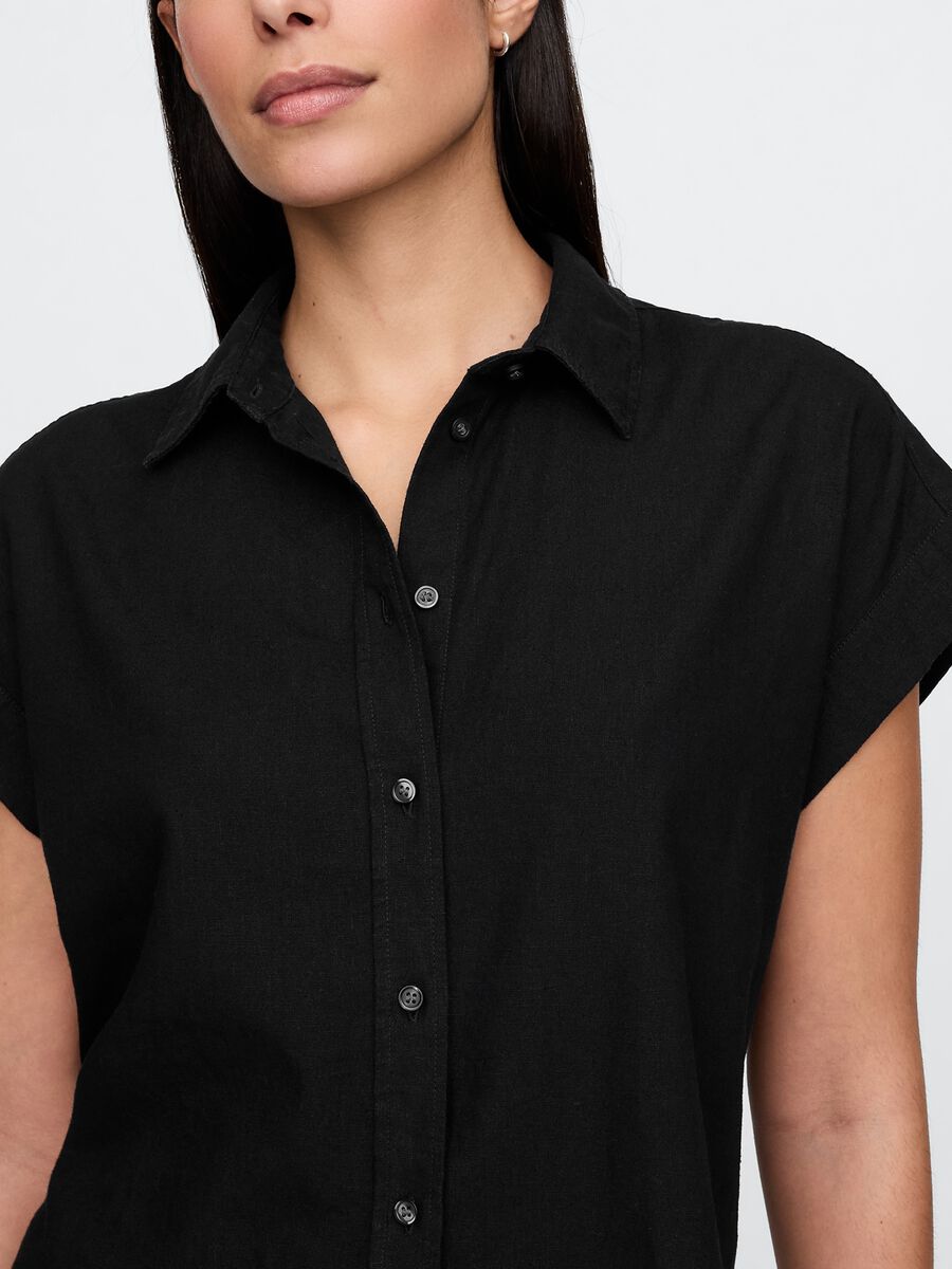 Camicia cropped nera Gap in lino e viscosa_3