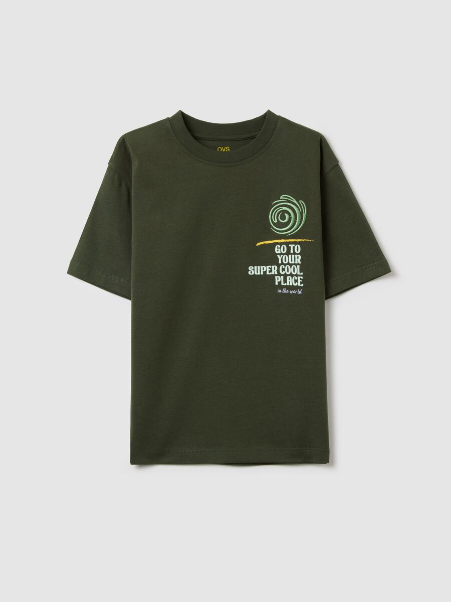 Cotton T-shirt with "Go to your super cool place" print_0