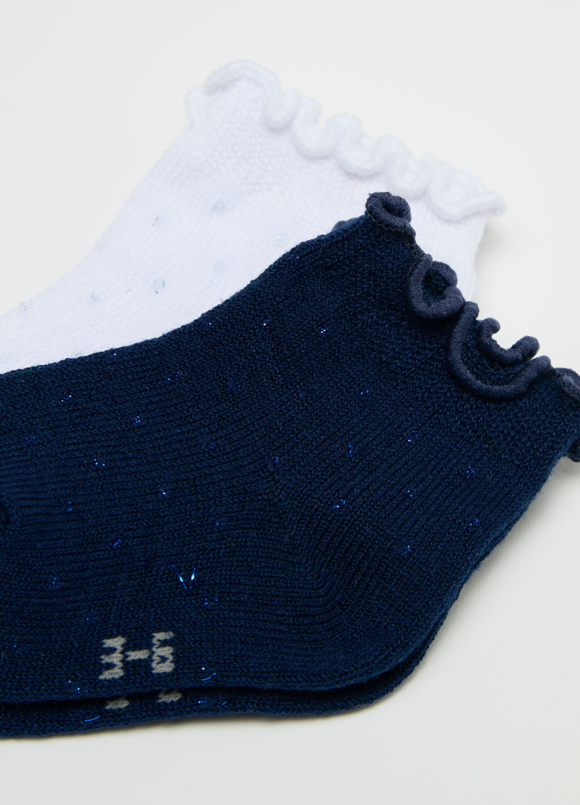 Three-pair pack socks with lurex and hearts design