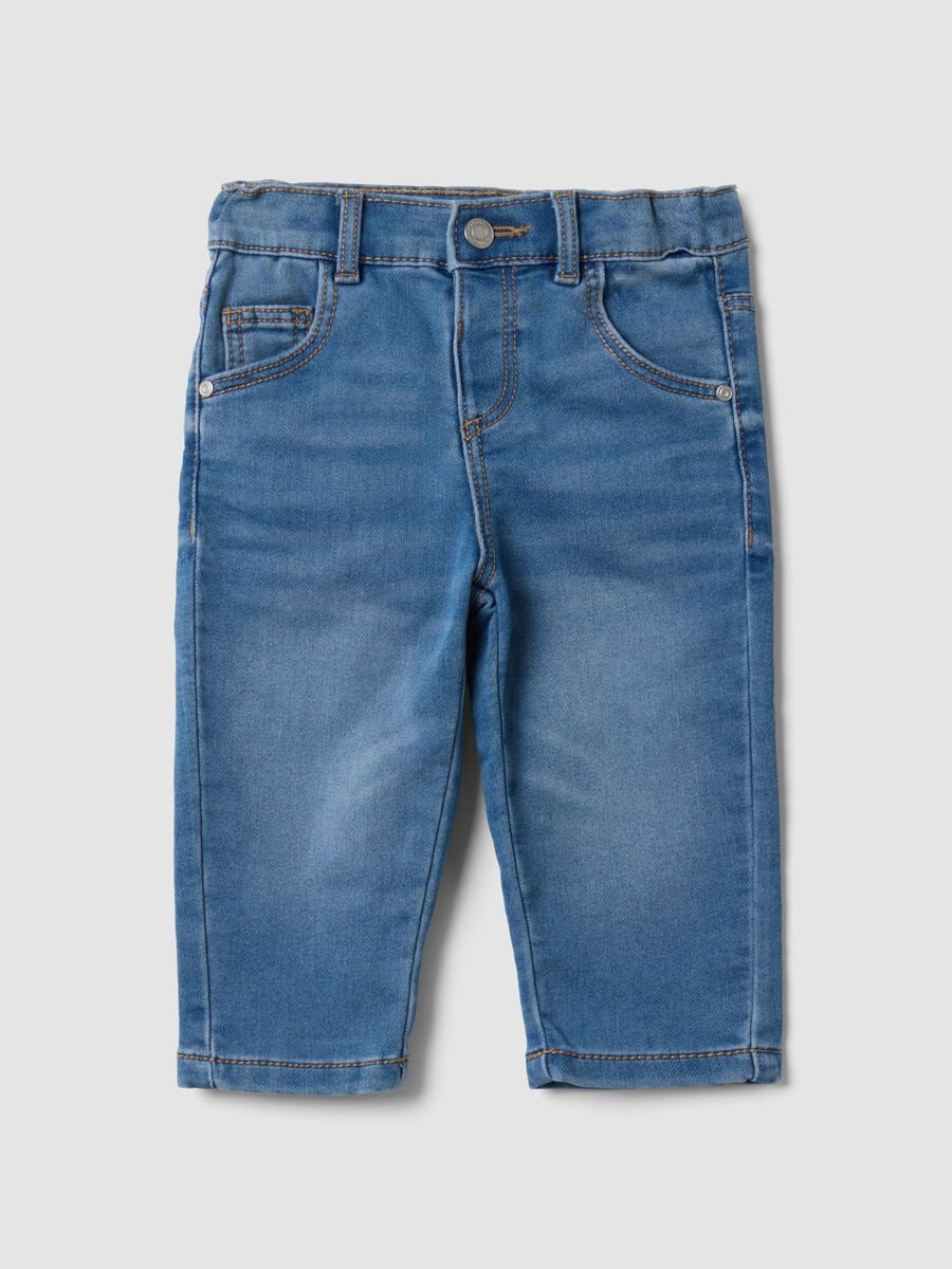 Jeans denim blu chiaro in cotone elasticizzato regular fit per bimbo_0
