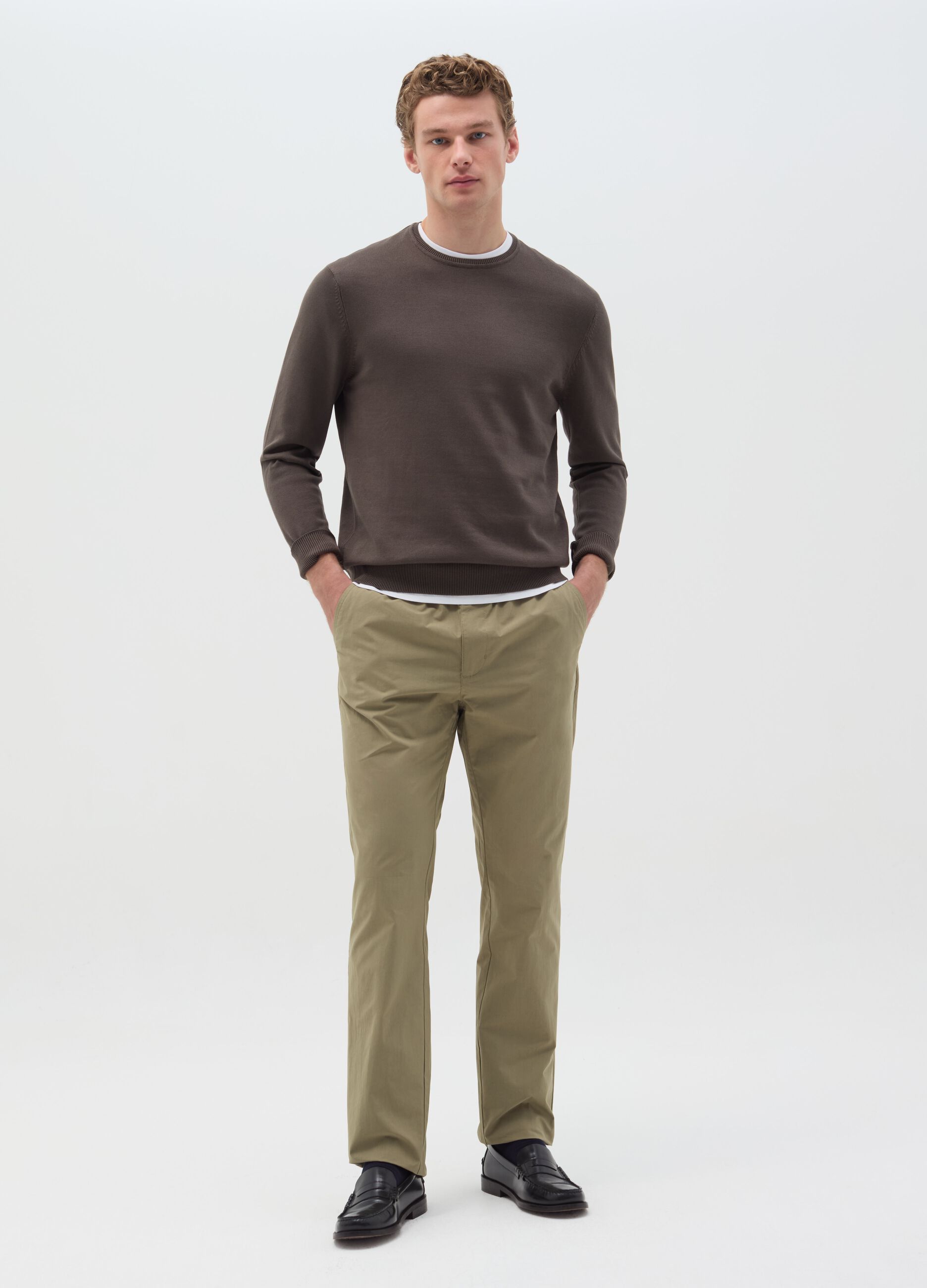 Cotton pullover with round neck
