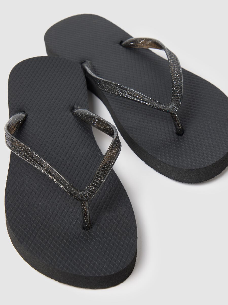 Women’s flip-flop in black mix with sparkle details_2