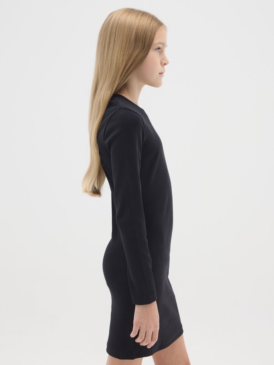 Abito nero da ragazza in cotone elasticizzato vestibilità fitted con cuore_2