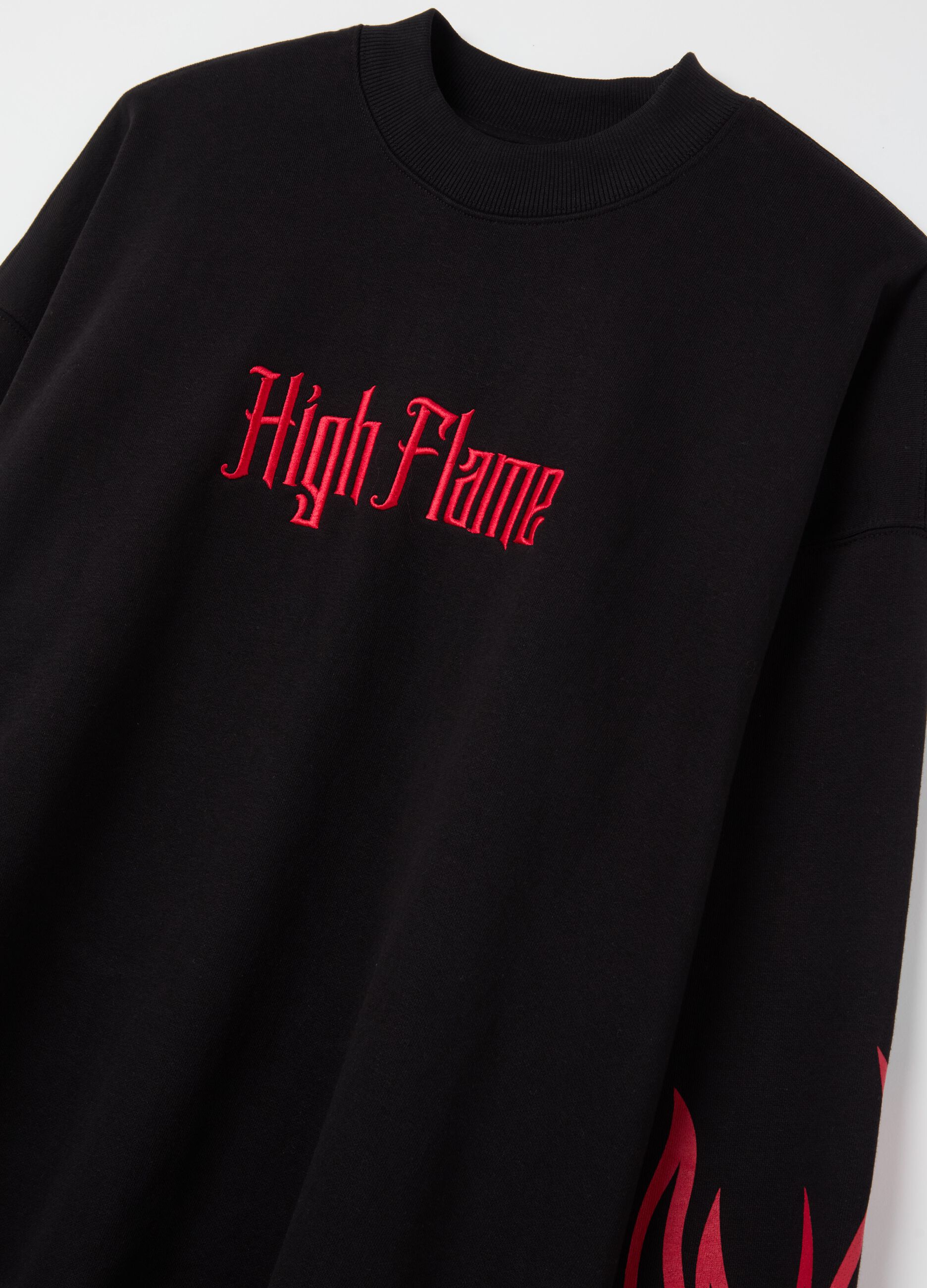 Black sweatshirt with flames print