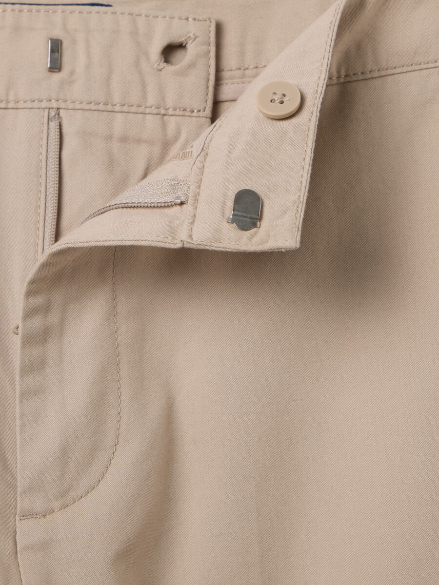 Women's beige regular fit pure cotton trousers with high waist_5