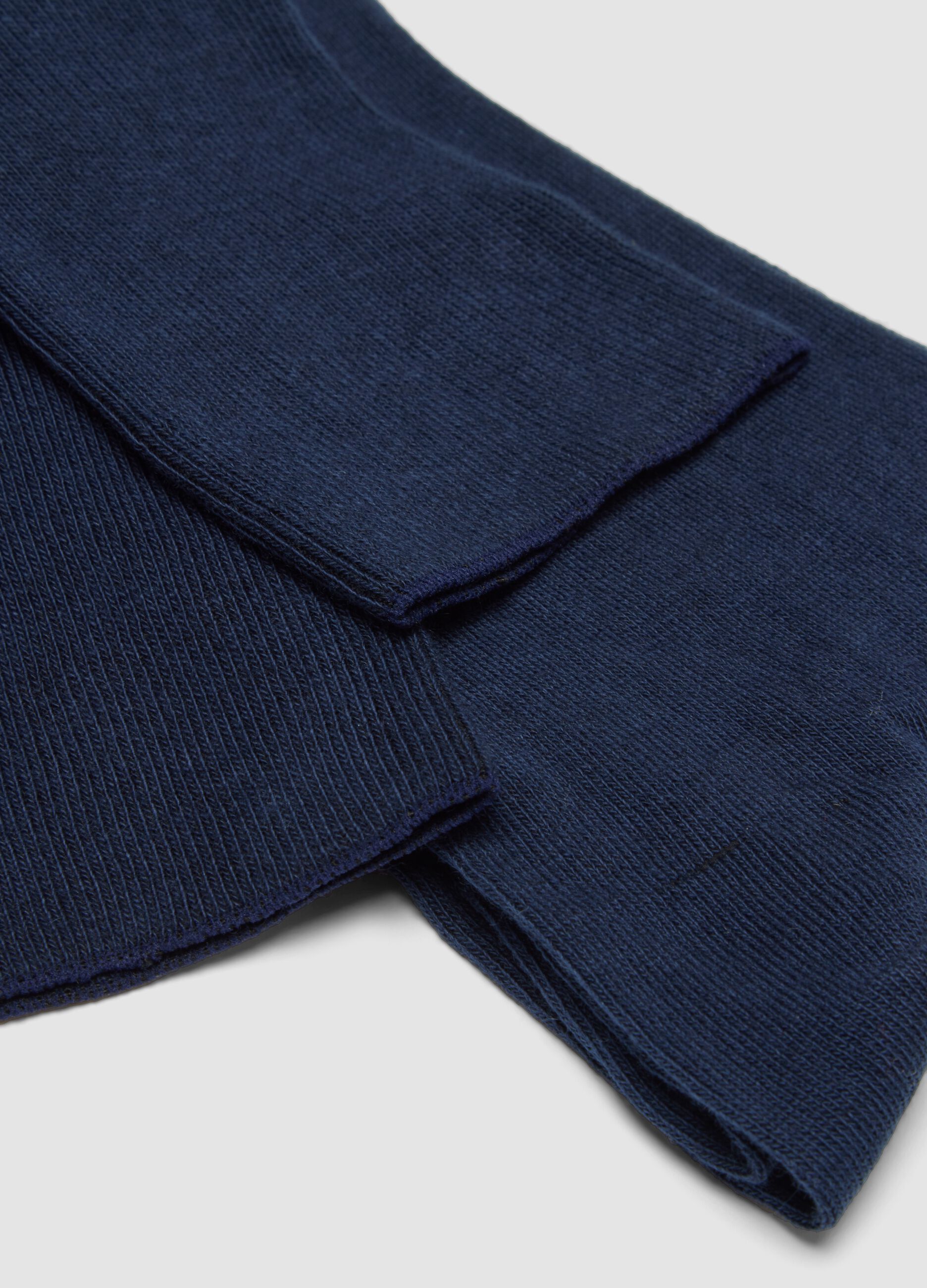 2-pack of long blue cotton and cashmere-blend socks