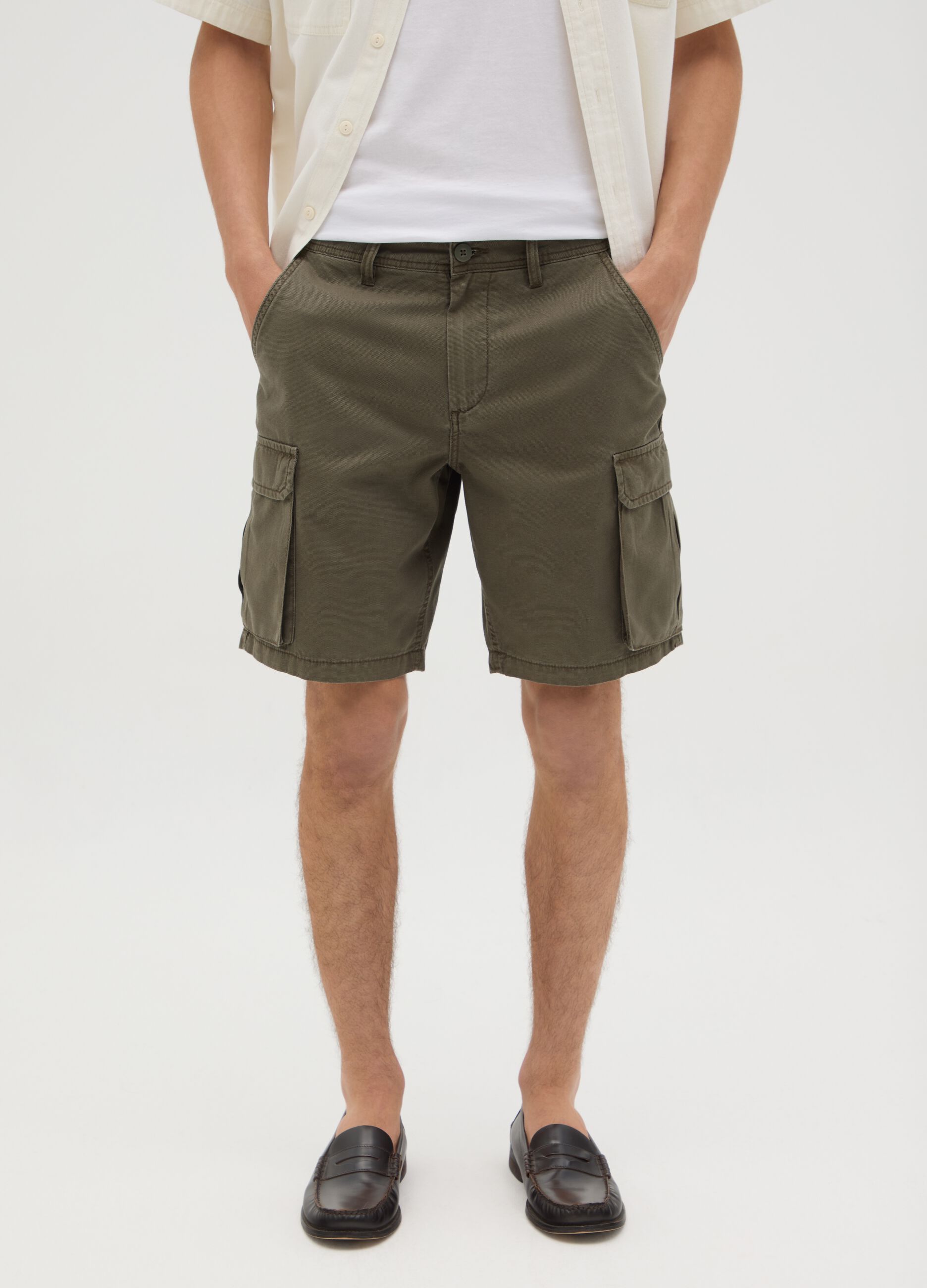 Bermuda da uomo in puro cotone verde regular fit