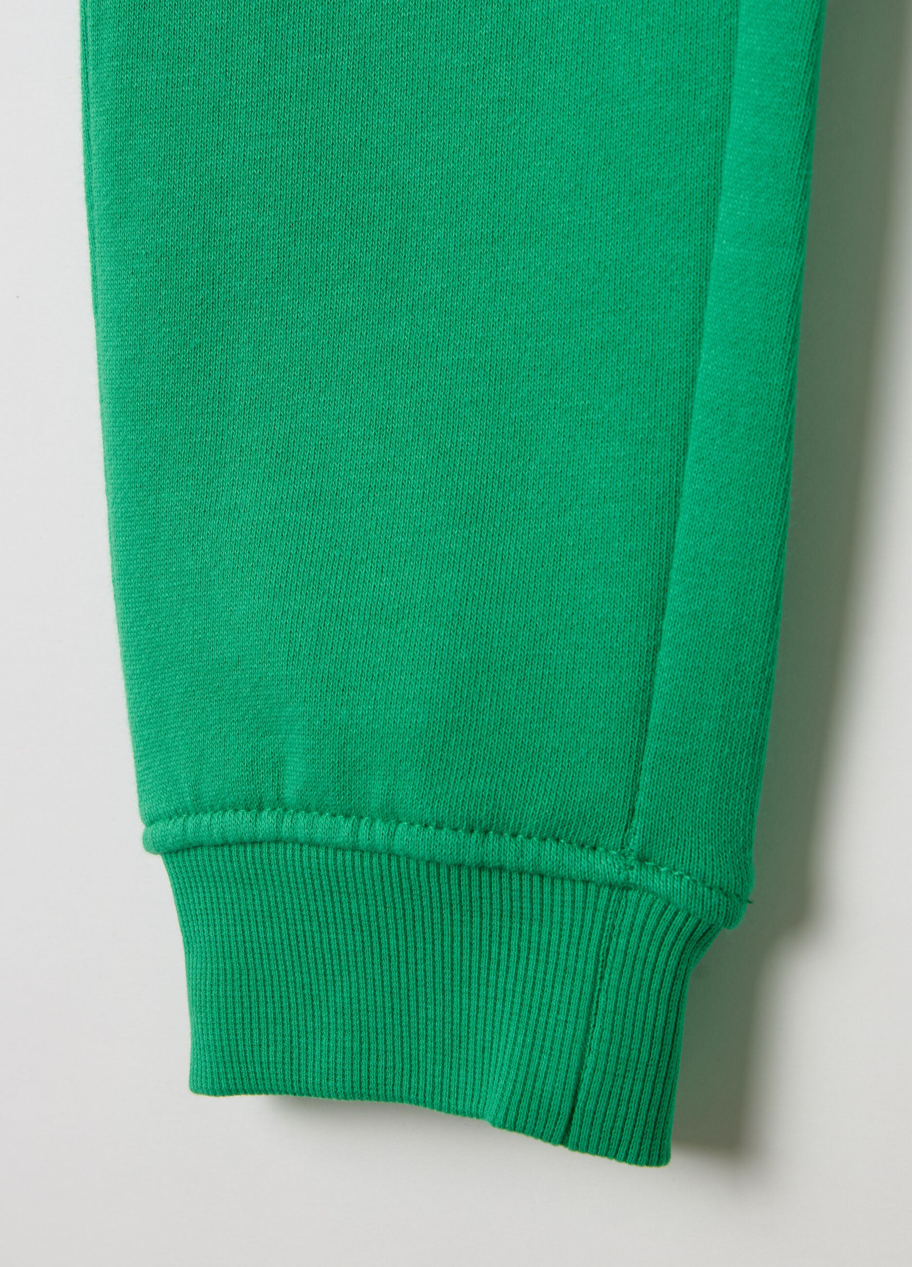 Fleece joggers with drawstring