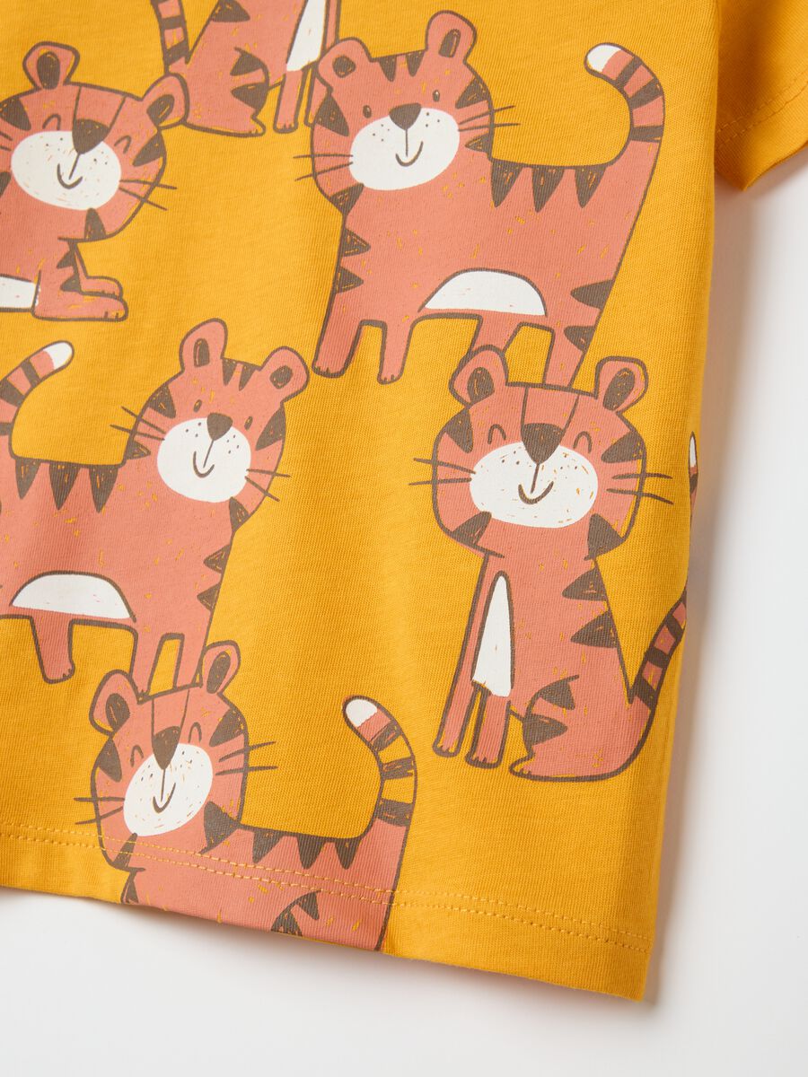 Yellow and orange jogging set with tiger prints_2