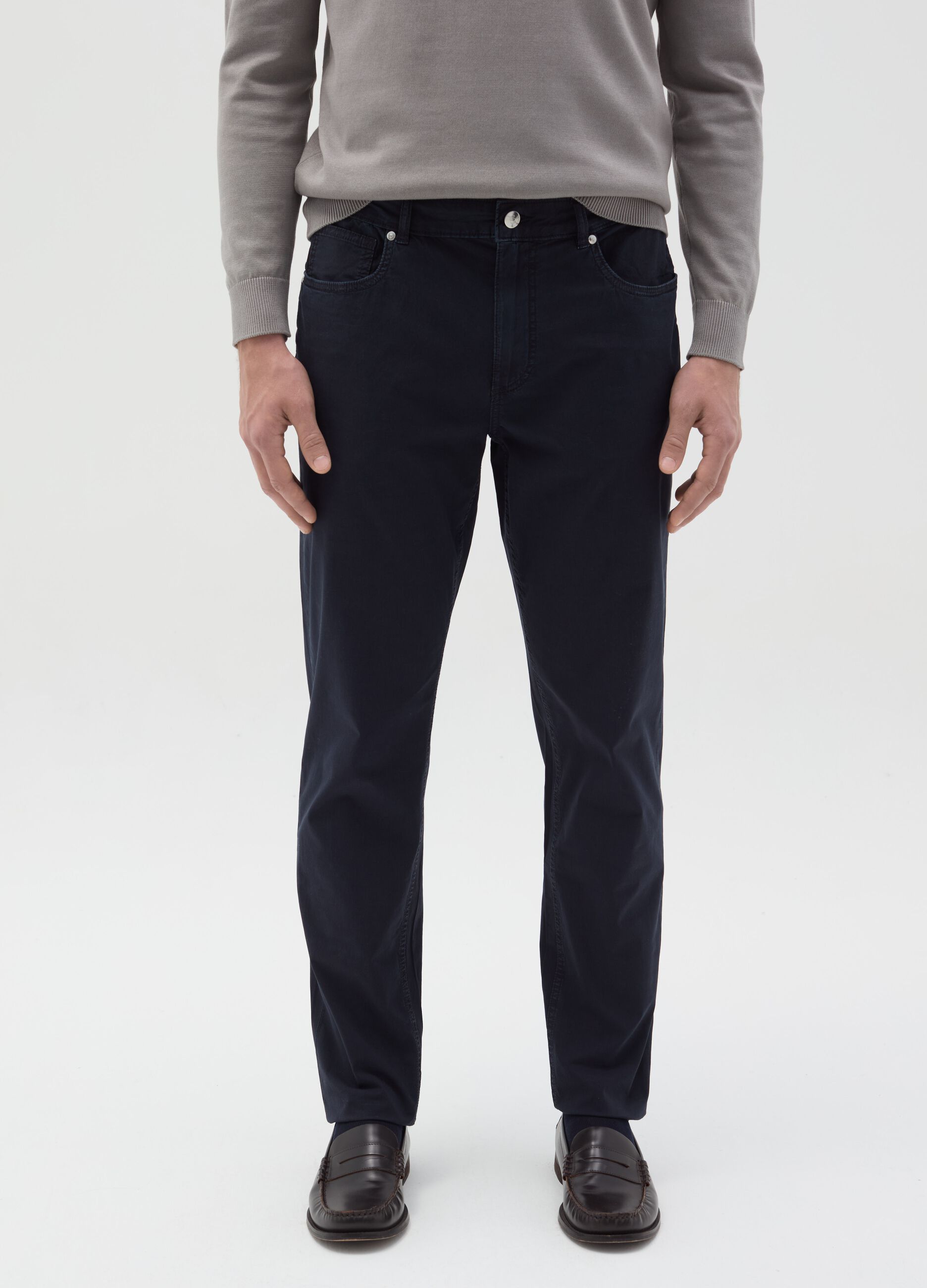 Slim-fit trousers in cotton poplin