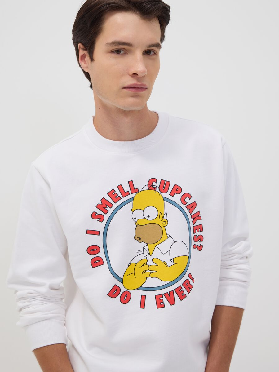 White 100% cotton sweatshirt with Simpsons print_0