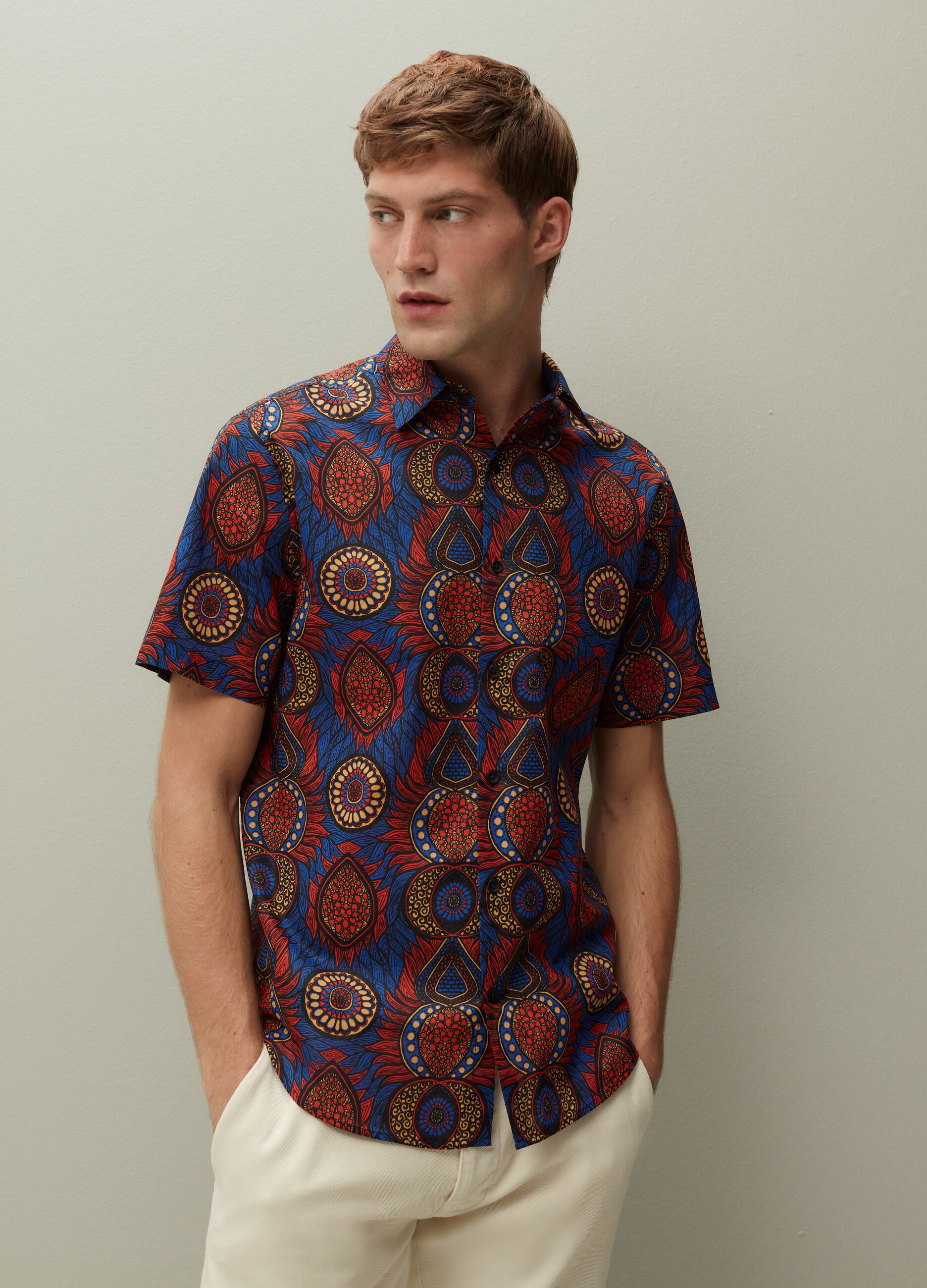 Short-sleeved shirt with ethnic pattern