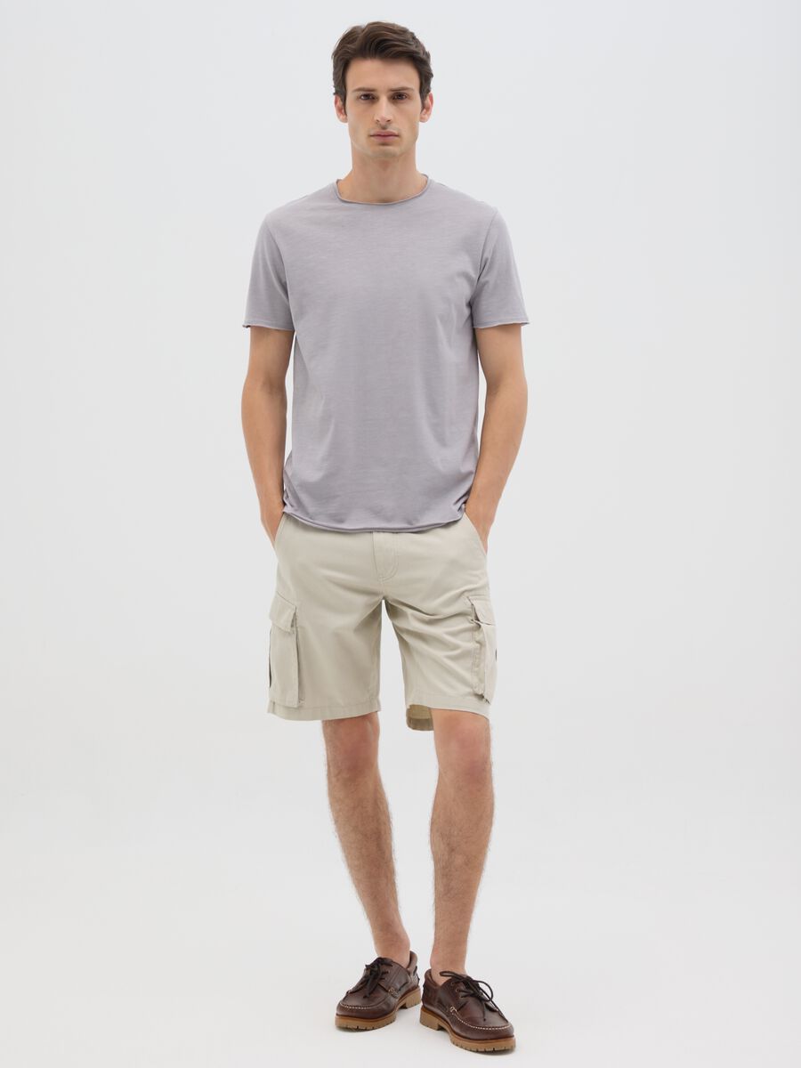 Bermuda da uomo in puro cotone beige regular fit_0