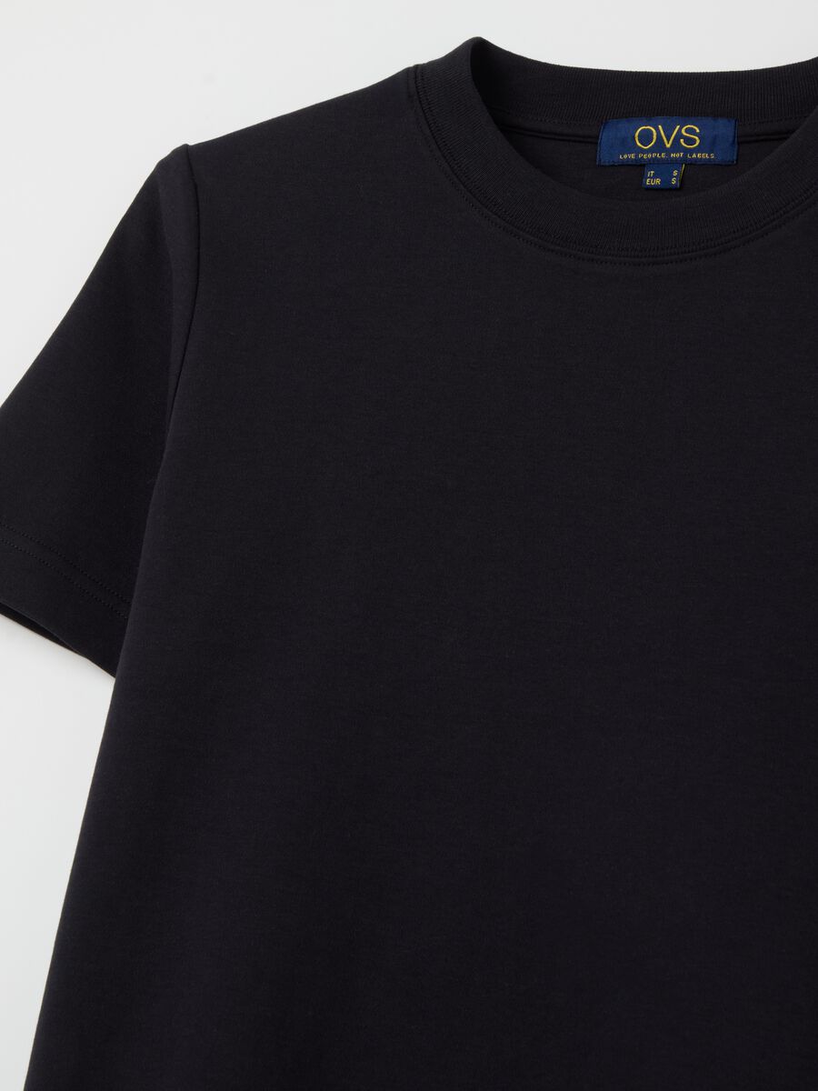 Solid colour T-shirt with round neck_5