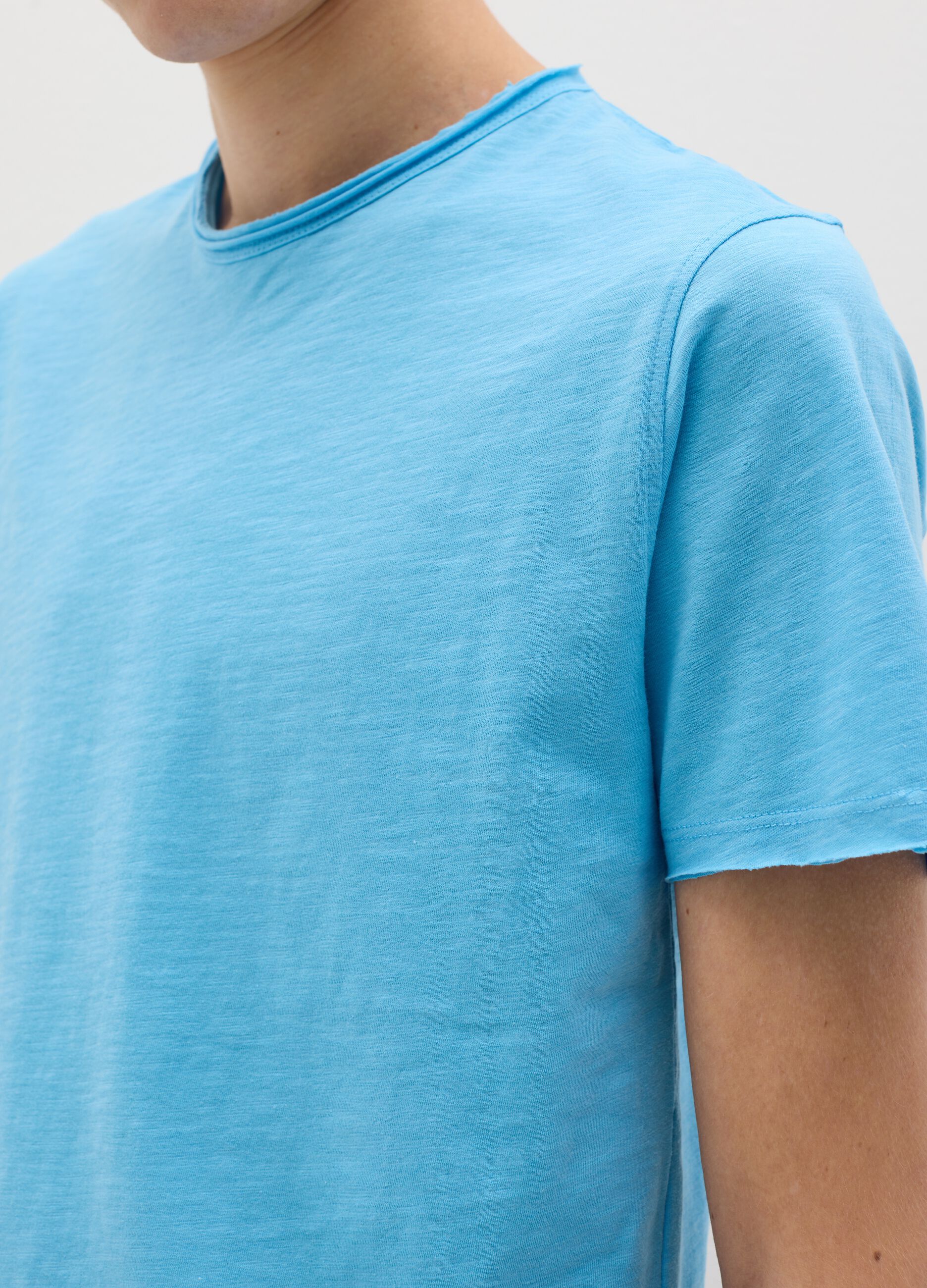 T-shirt in cotone con scollo rotondo
