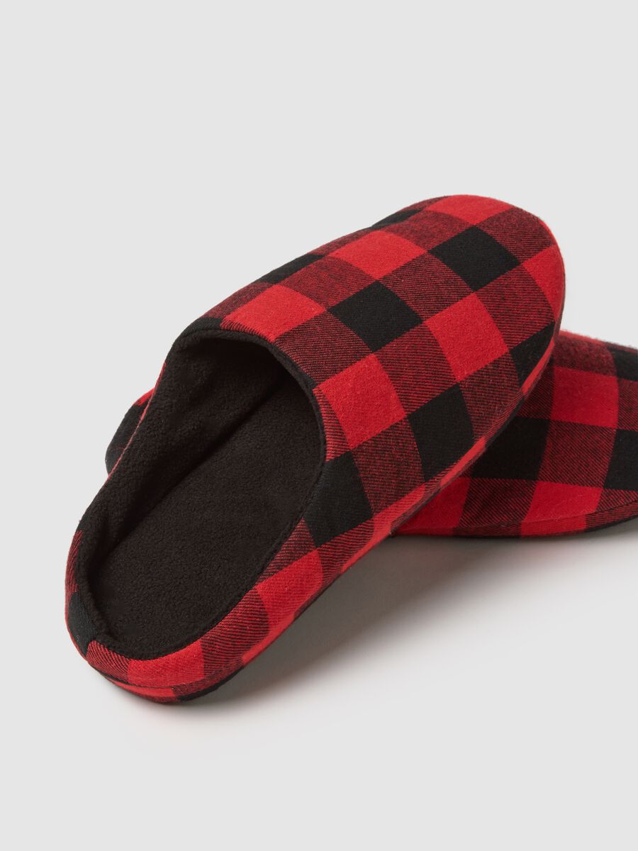 Multicolour Checked Slippers_2
