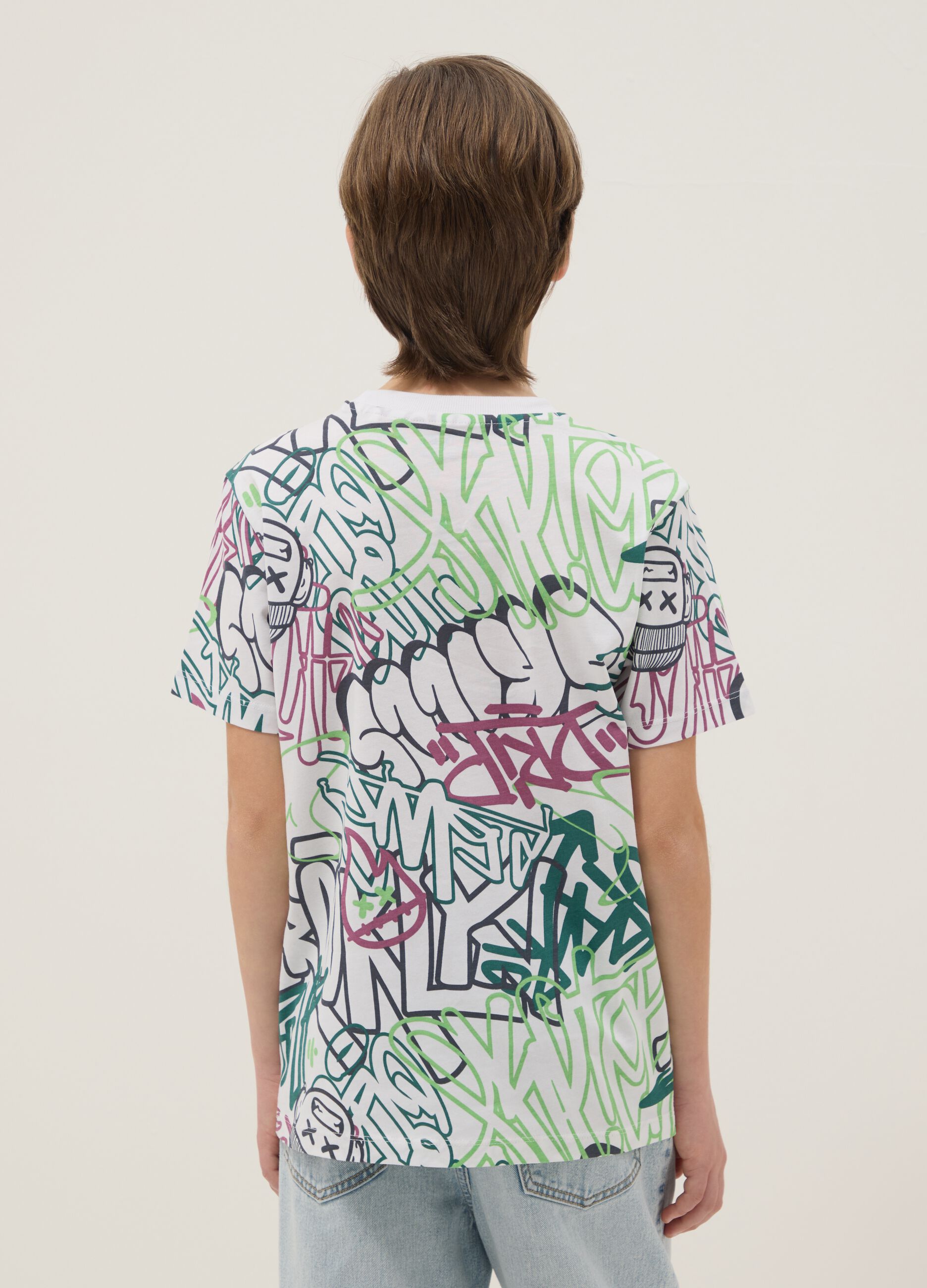Boys&rsquo; multicolour pure cotton graffiti T-shirt, regular fit