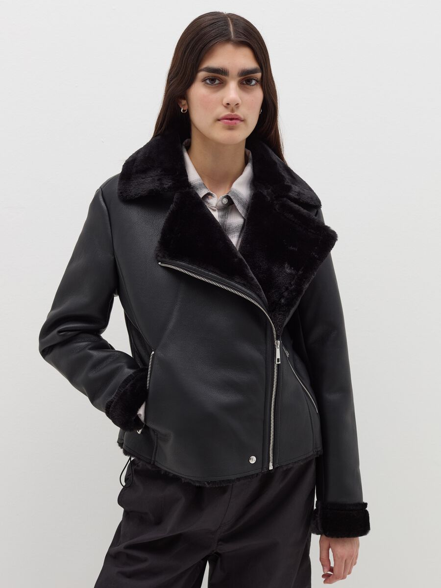 Biker jacket with furry yarn lining_0