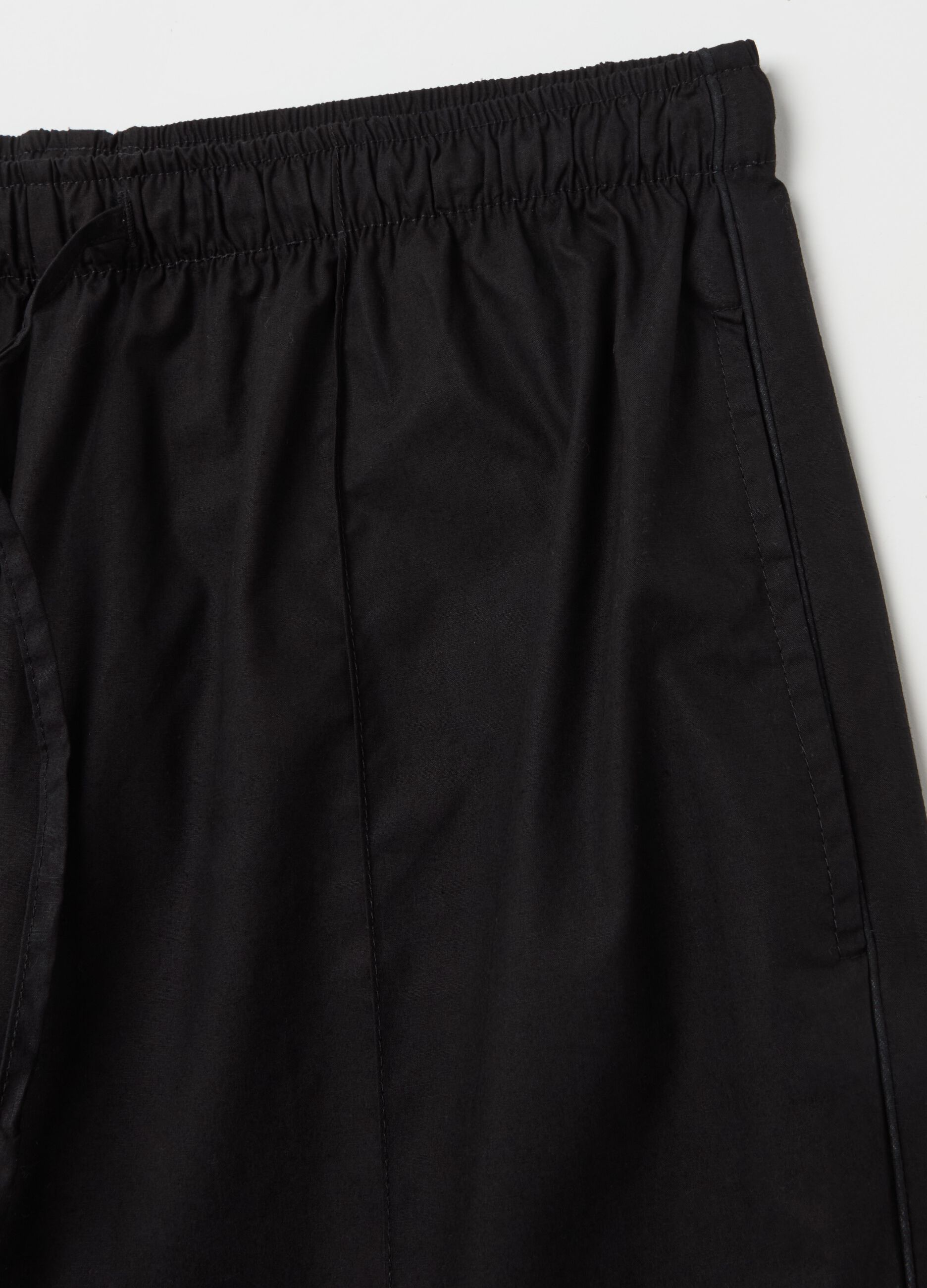 Joggers in popeline con profilo a contrasto