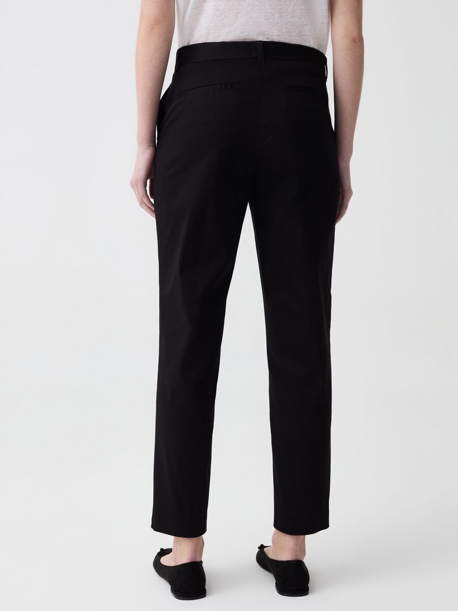 Cigarette trousers in stretch cotton_2
