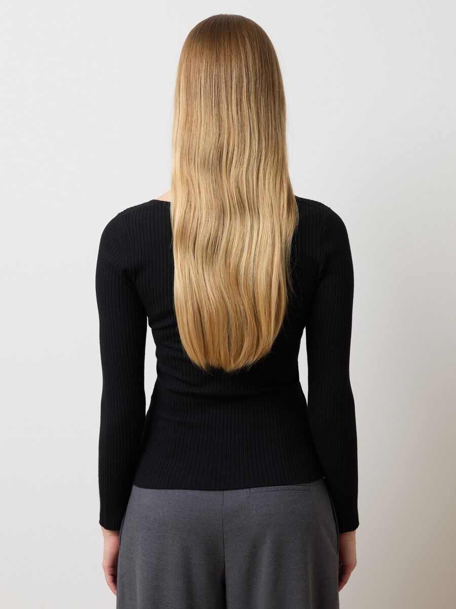 Fitted Black Sweater_3