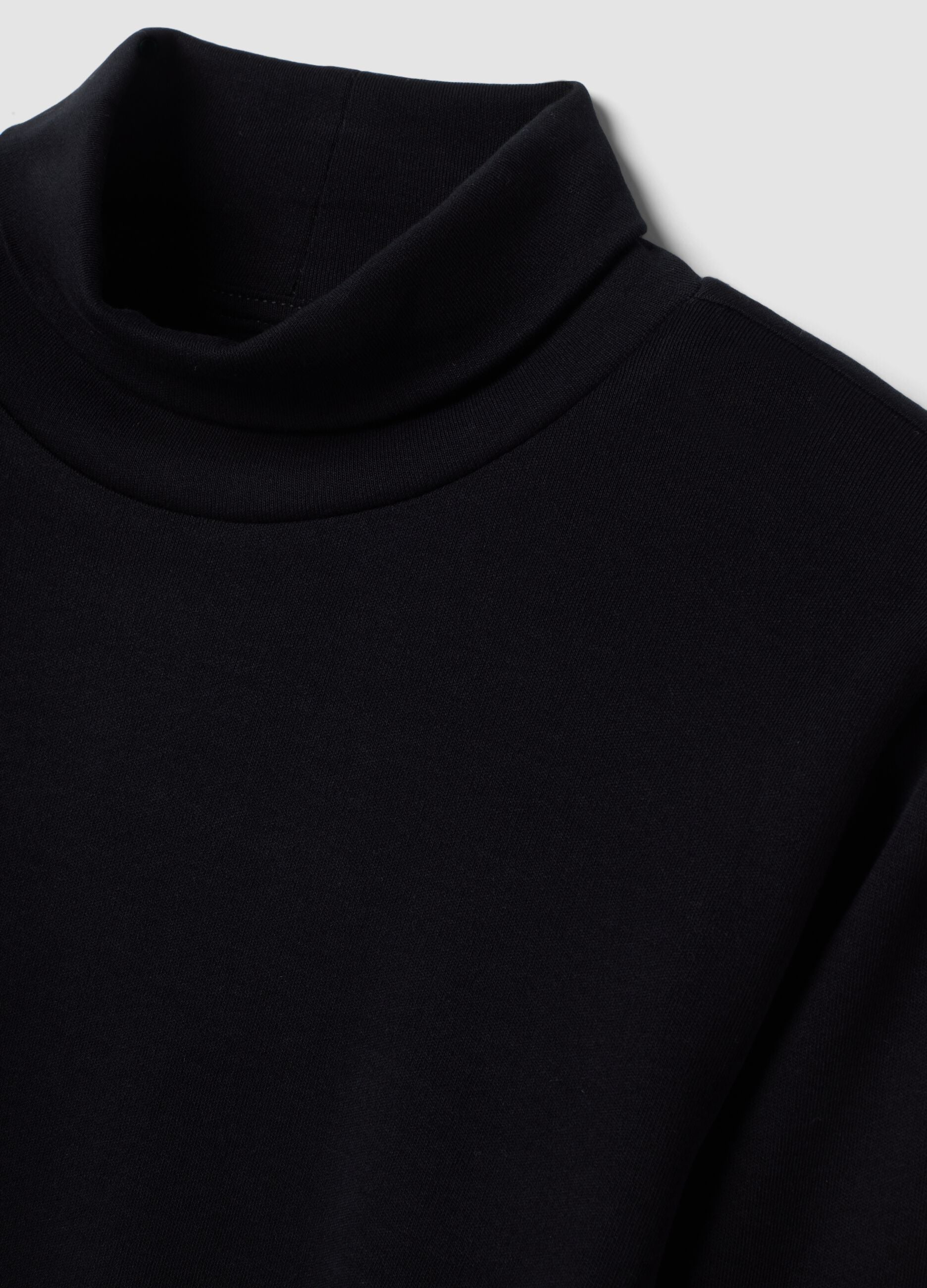 Black organic cotton turtleneck T-shirt